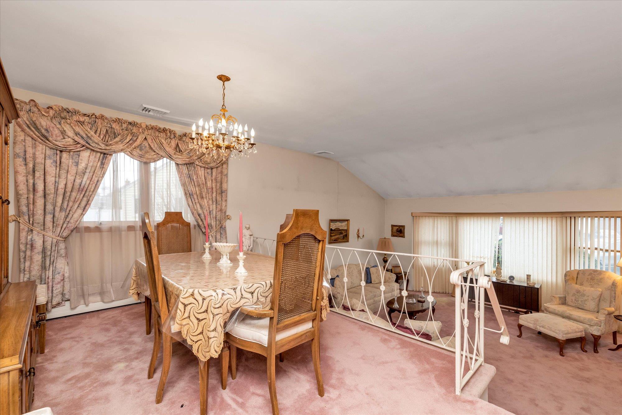 2199 Clover Court, East Meadow, New York image 5