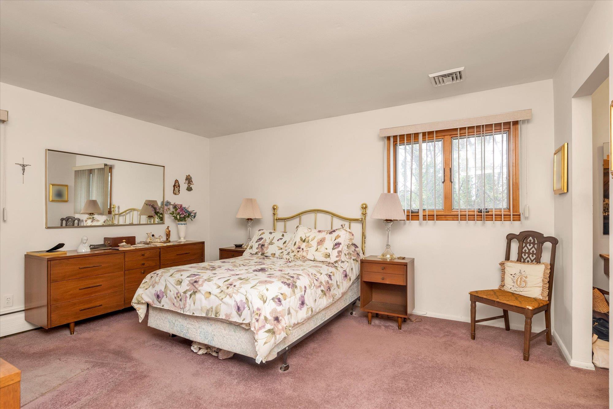 2199 Clover Court, East Meadow, New York image 15