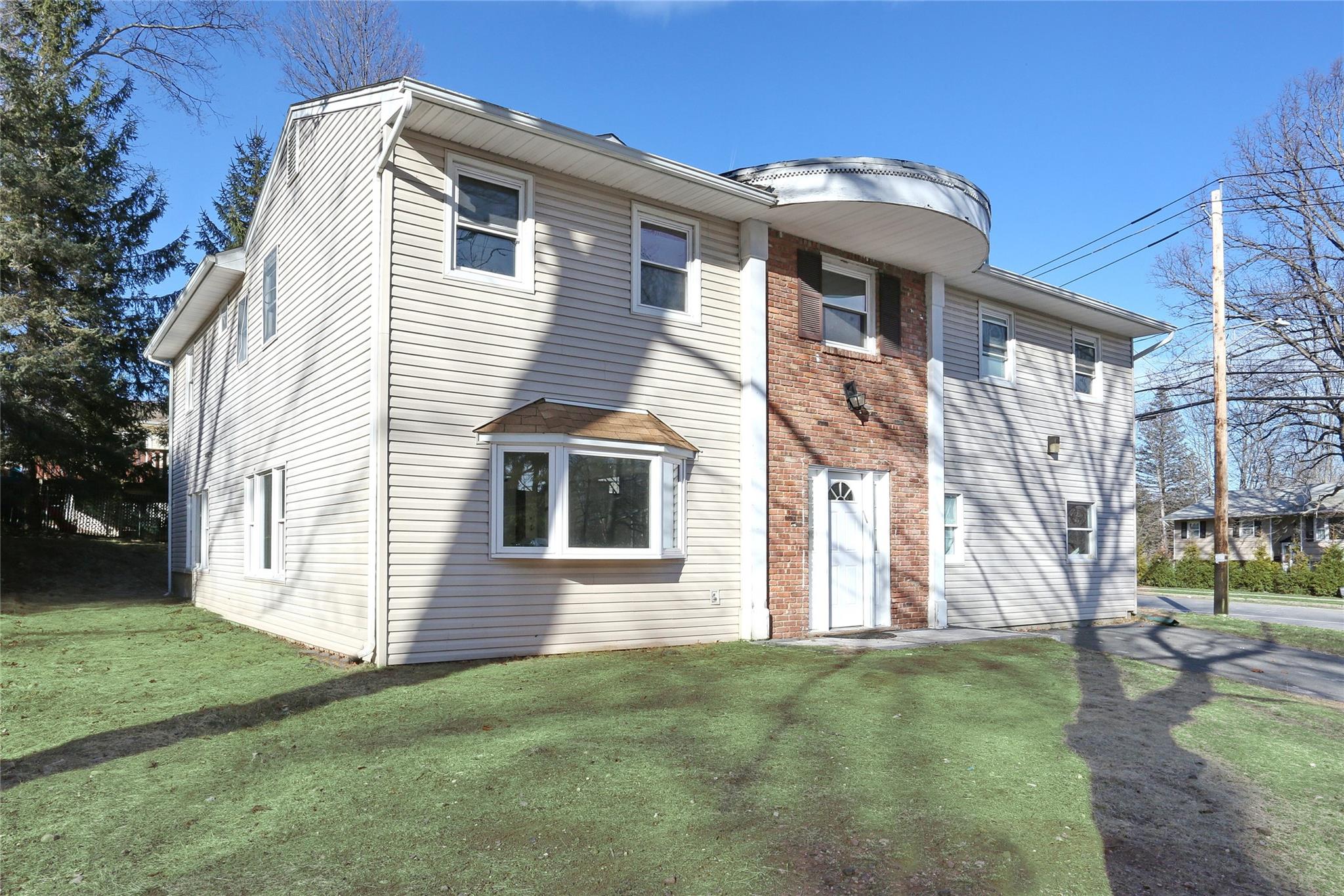 1 Bedford Court, Spring Valley, New York image 34