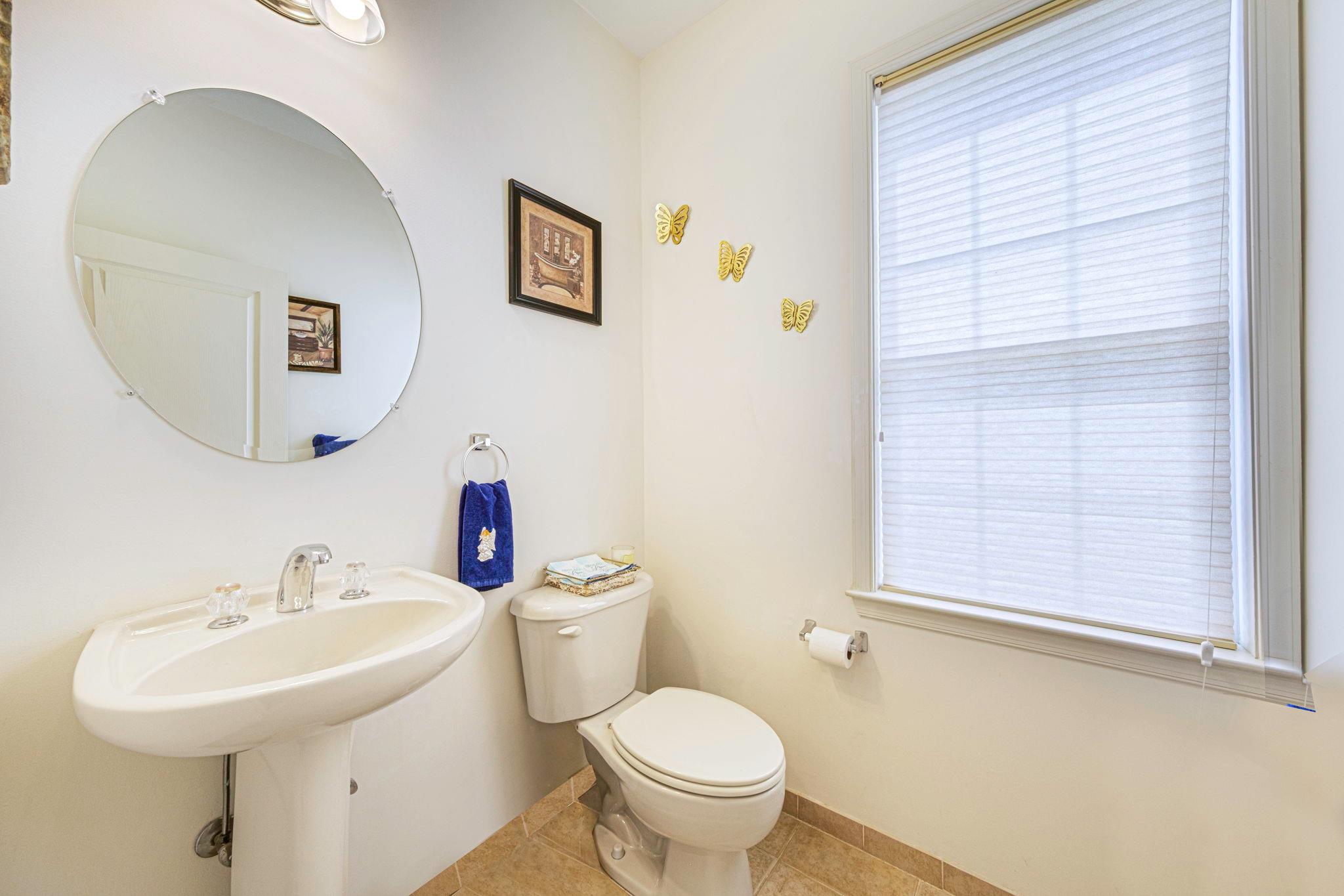 29 Pinehurst Drive, Mount Sinai, New York image 23