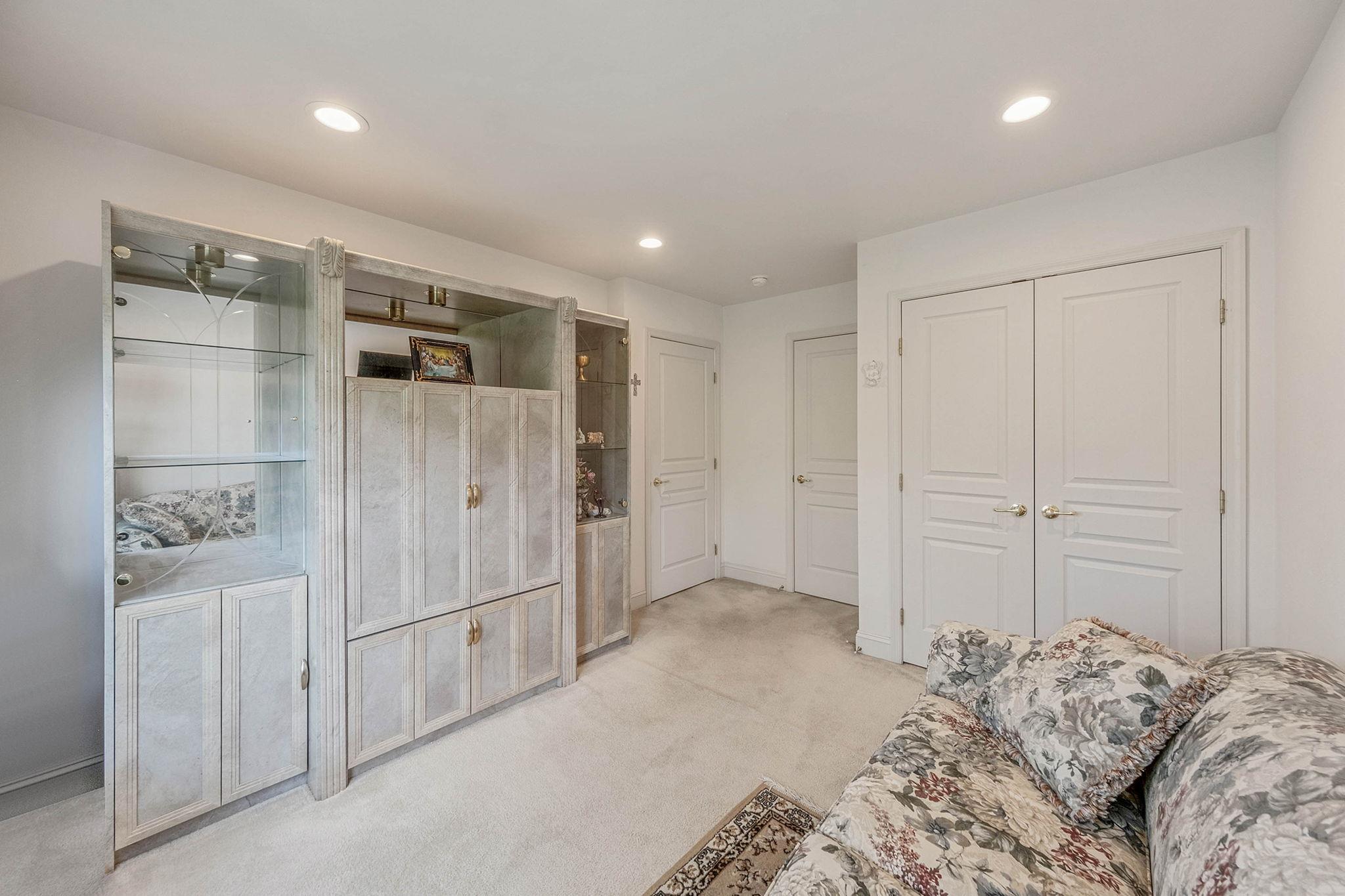 29 Pinehurst Drive, Mount Sinai, New York image 29