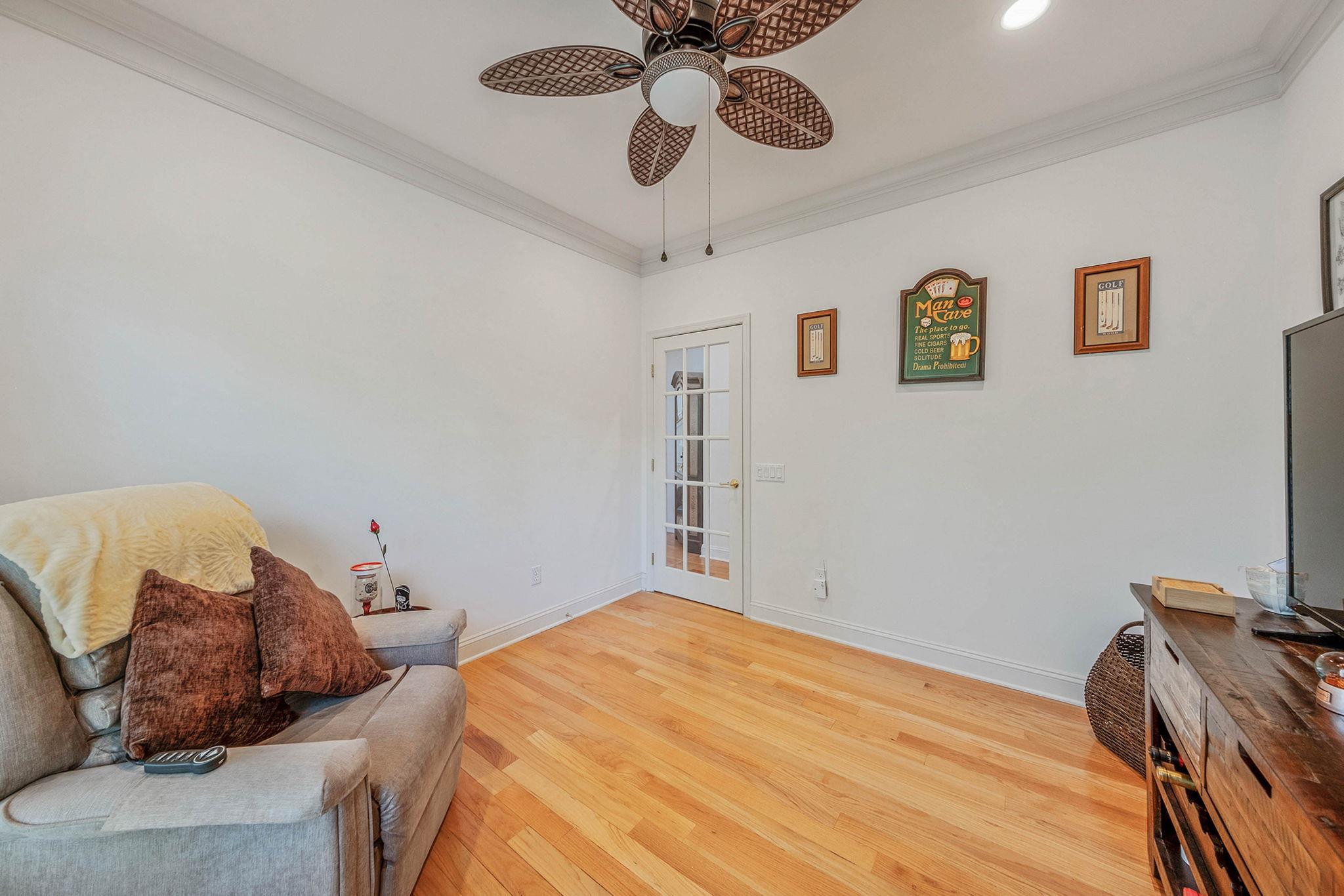 29 Pinehurst Drive, Mount Sinai, New York image 21