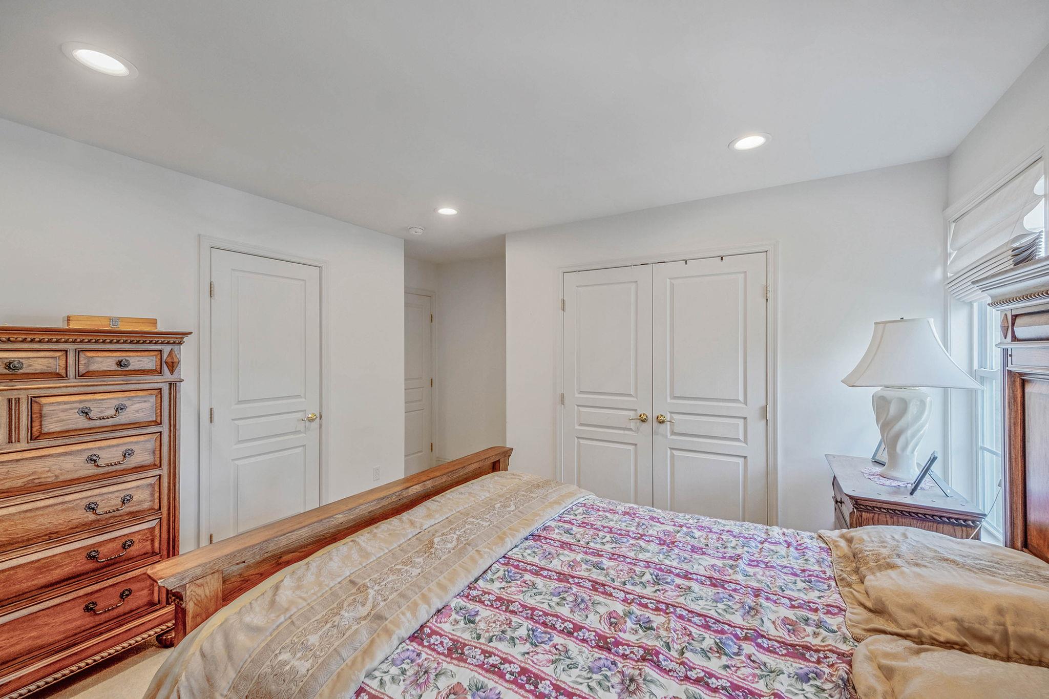 29 Pinehurst Drive, Mount Sinai, New York image 31