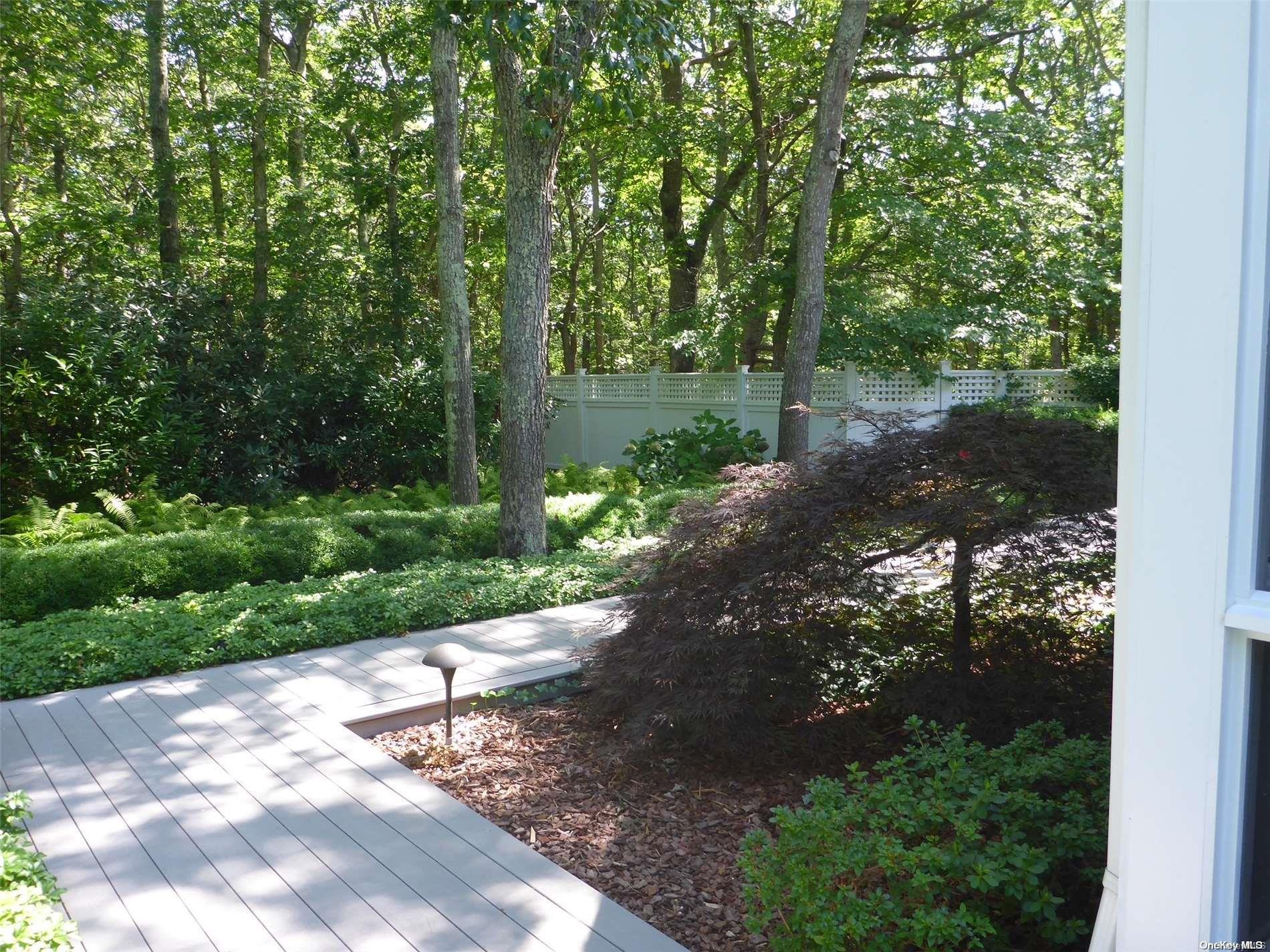 2 Grape Arbor Lane, East Hampton, New York image 11