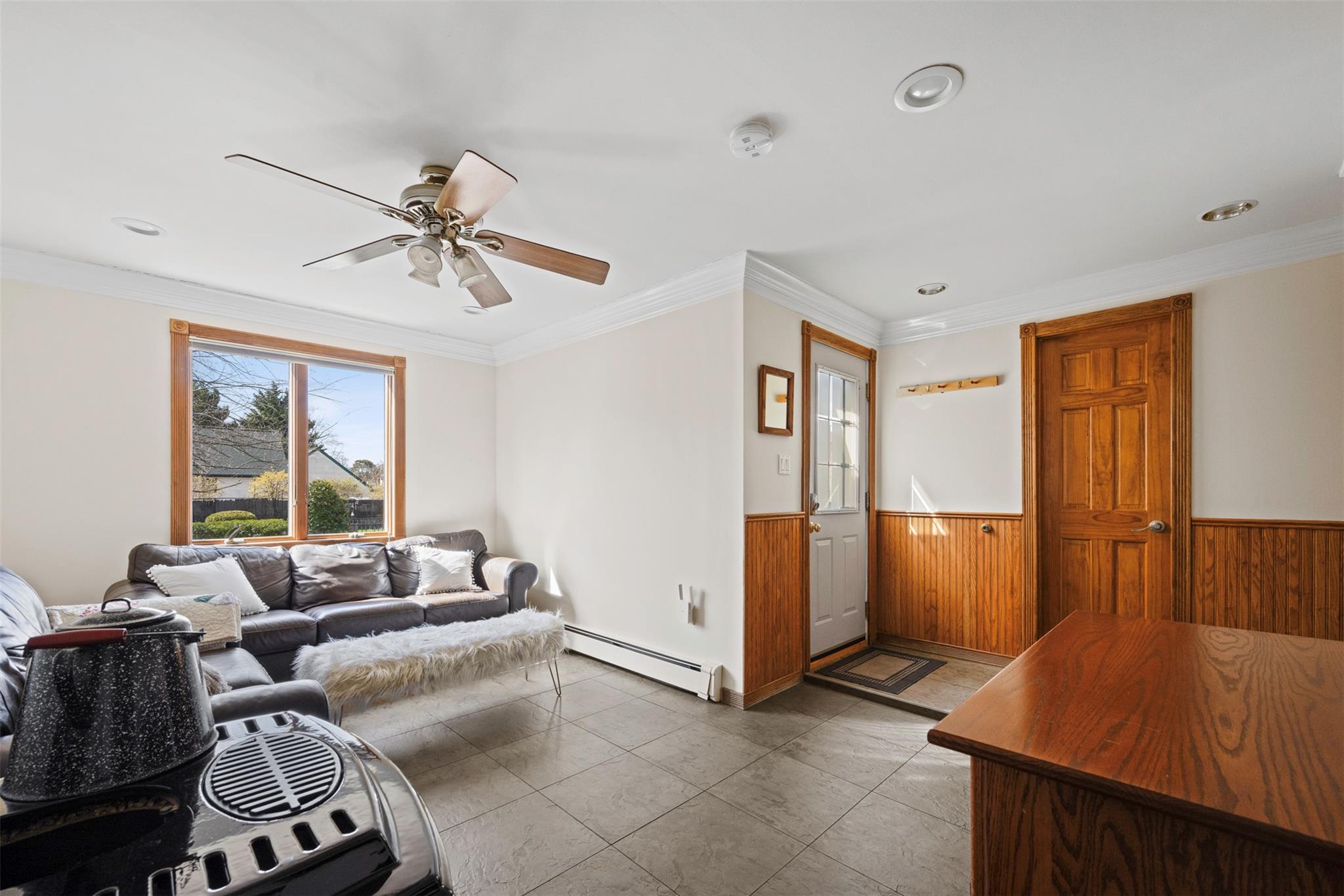 120 Floral Park Street, Islip Terrace, New York image 24