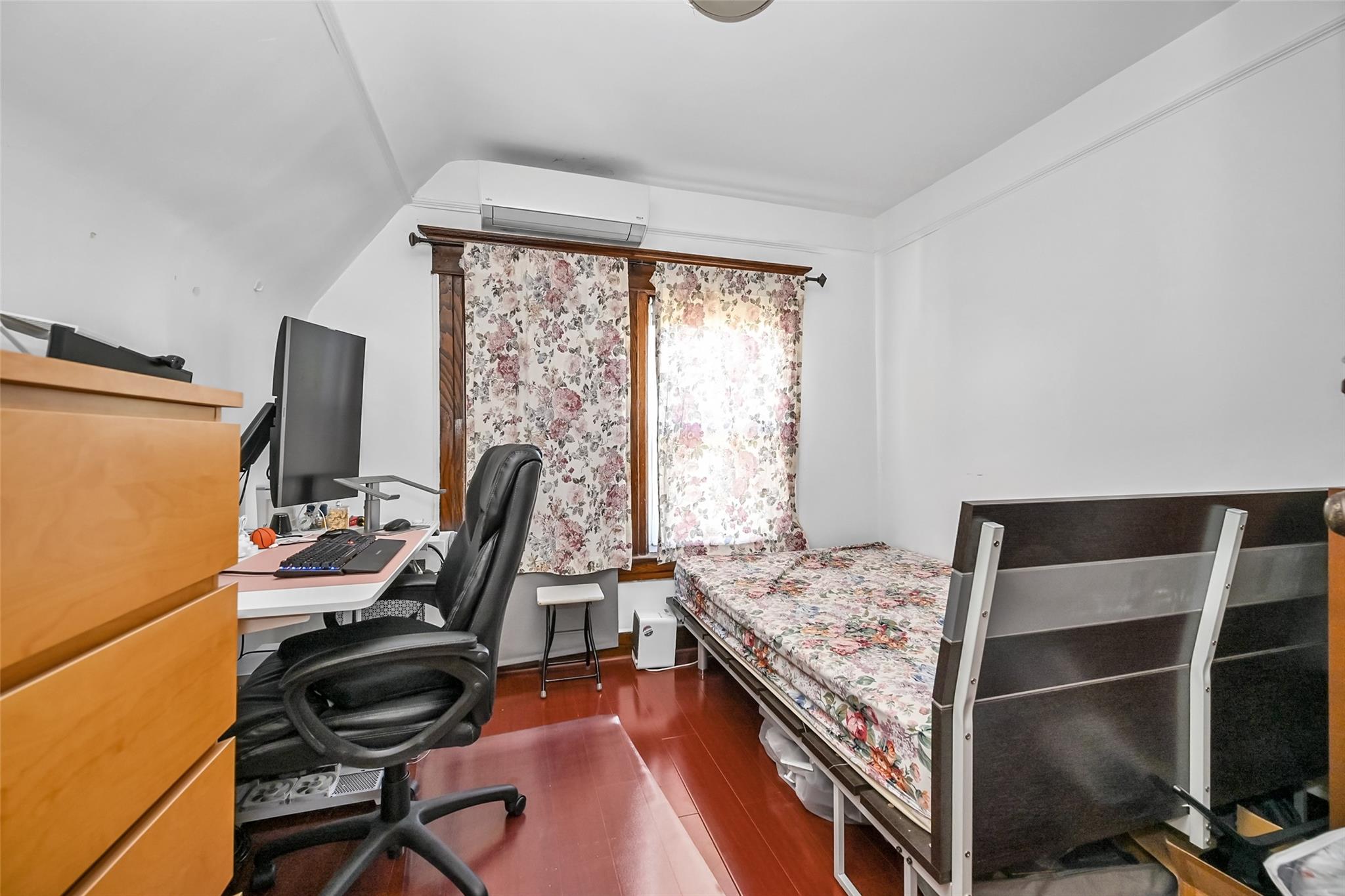 87-71 111th Street, Richmond Hill, New York image 10