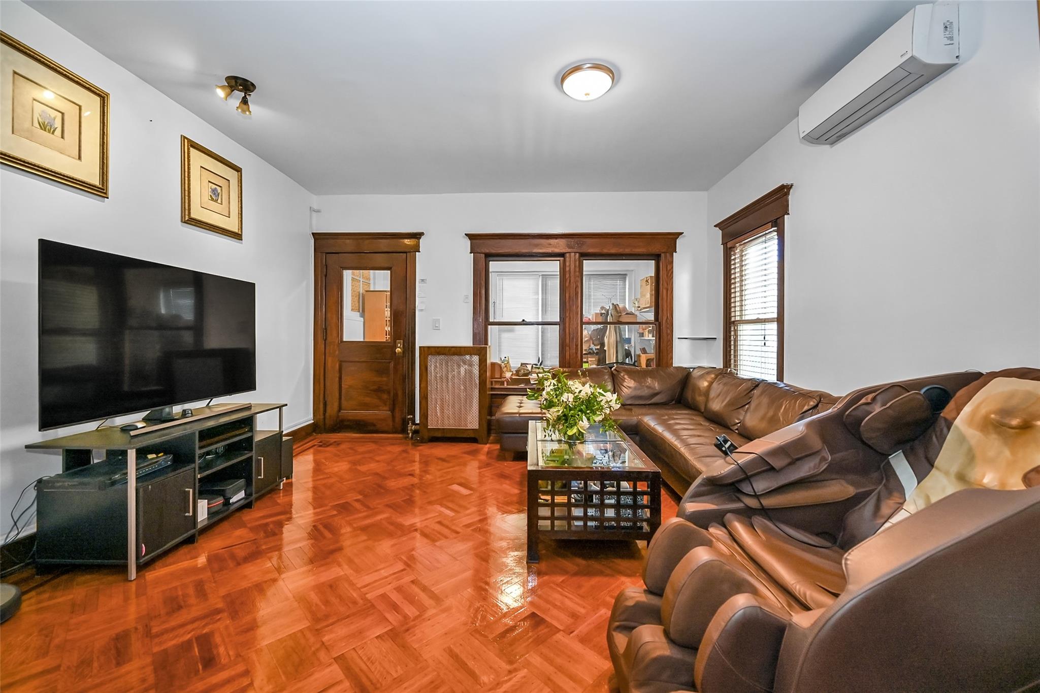 87-71 111th Street, Richmond Hill, New York image 2