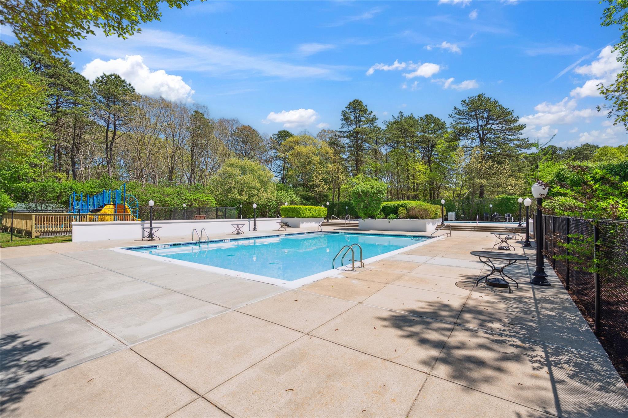 77 Fox Court, Manorville, New York image 33