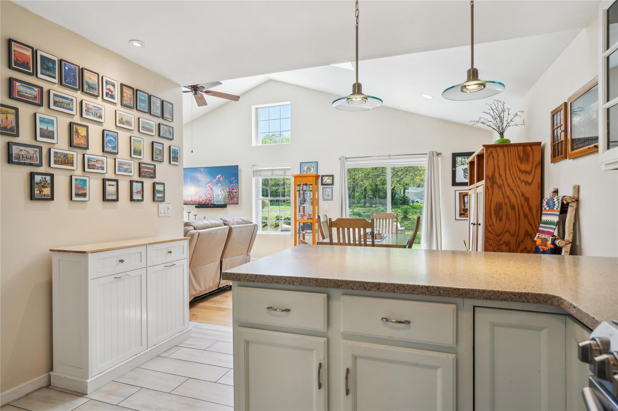 77 Fox Court, Manorville, New York image 14