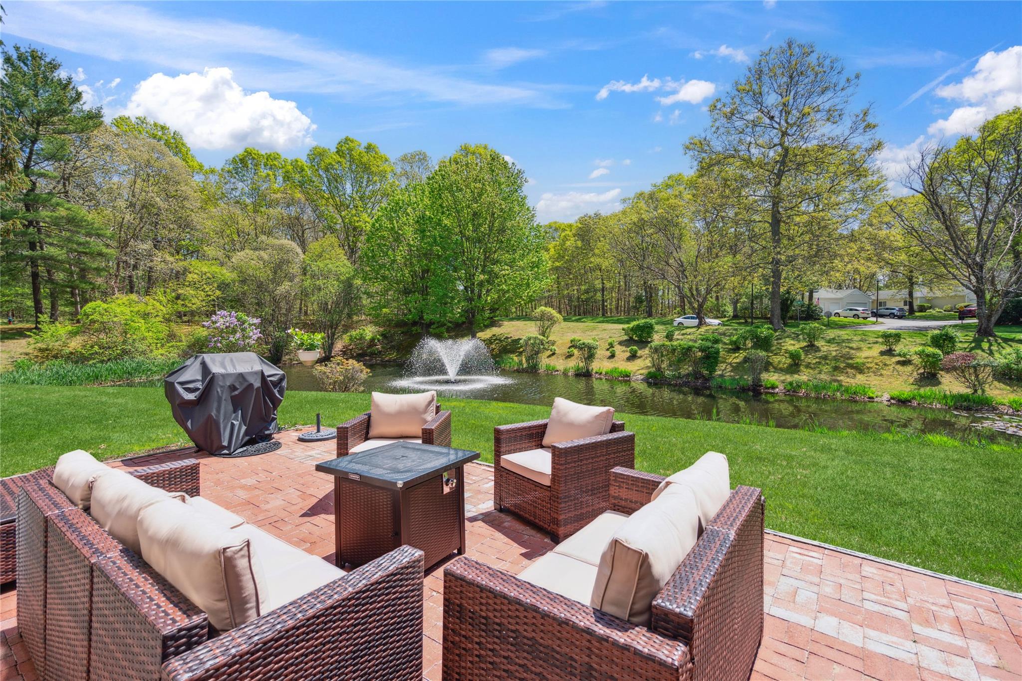 77 Fox Court, Manorville, New York image 26