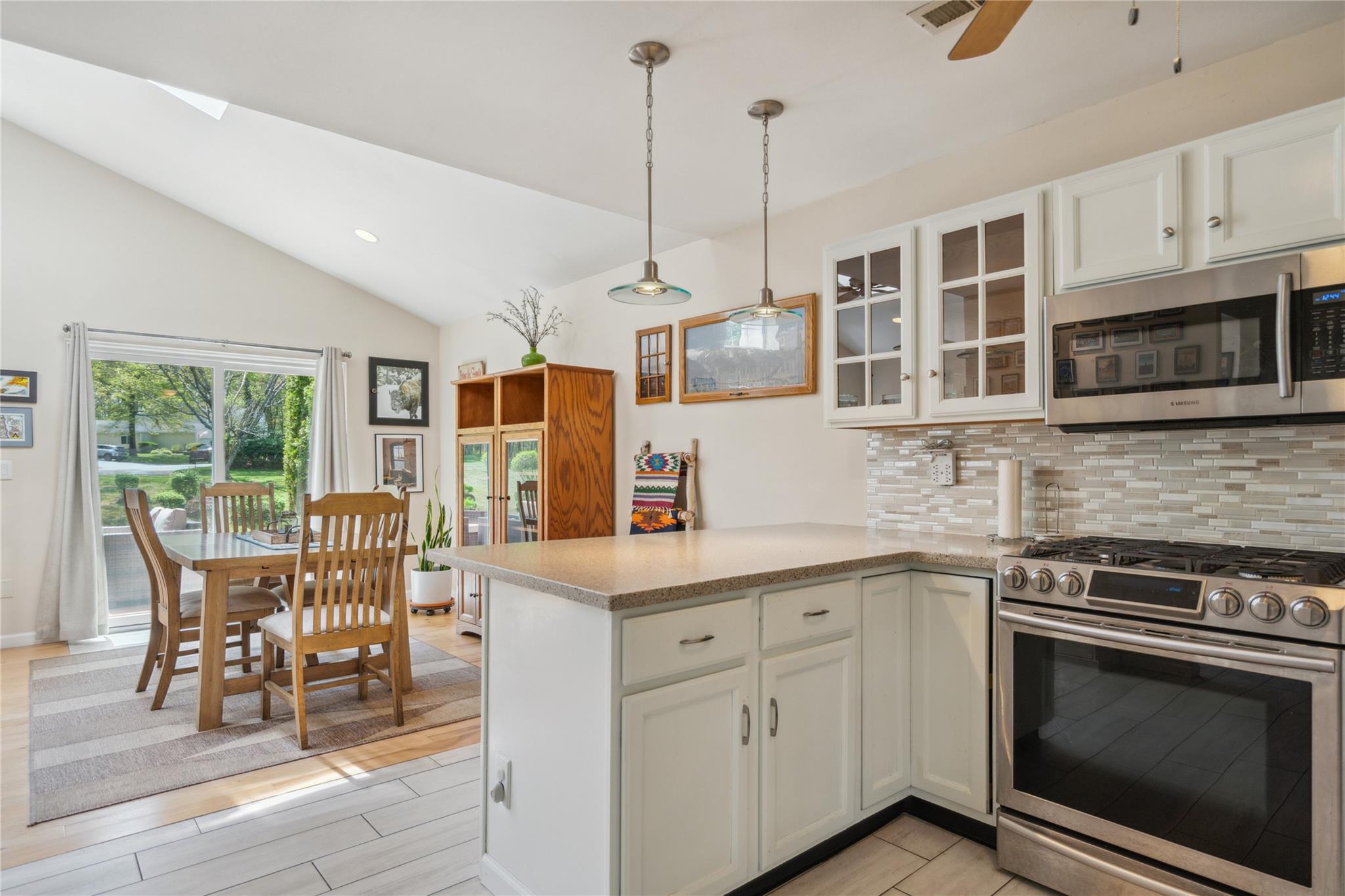 77 Fox Court, Manorville, New York image 13