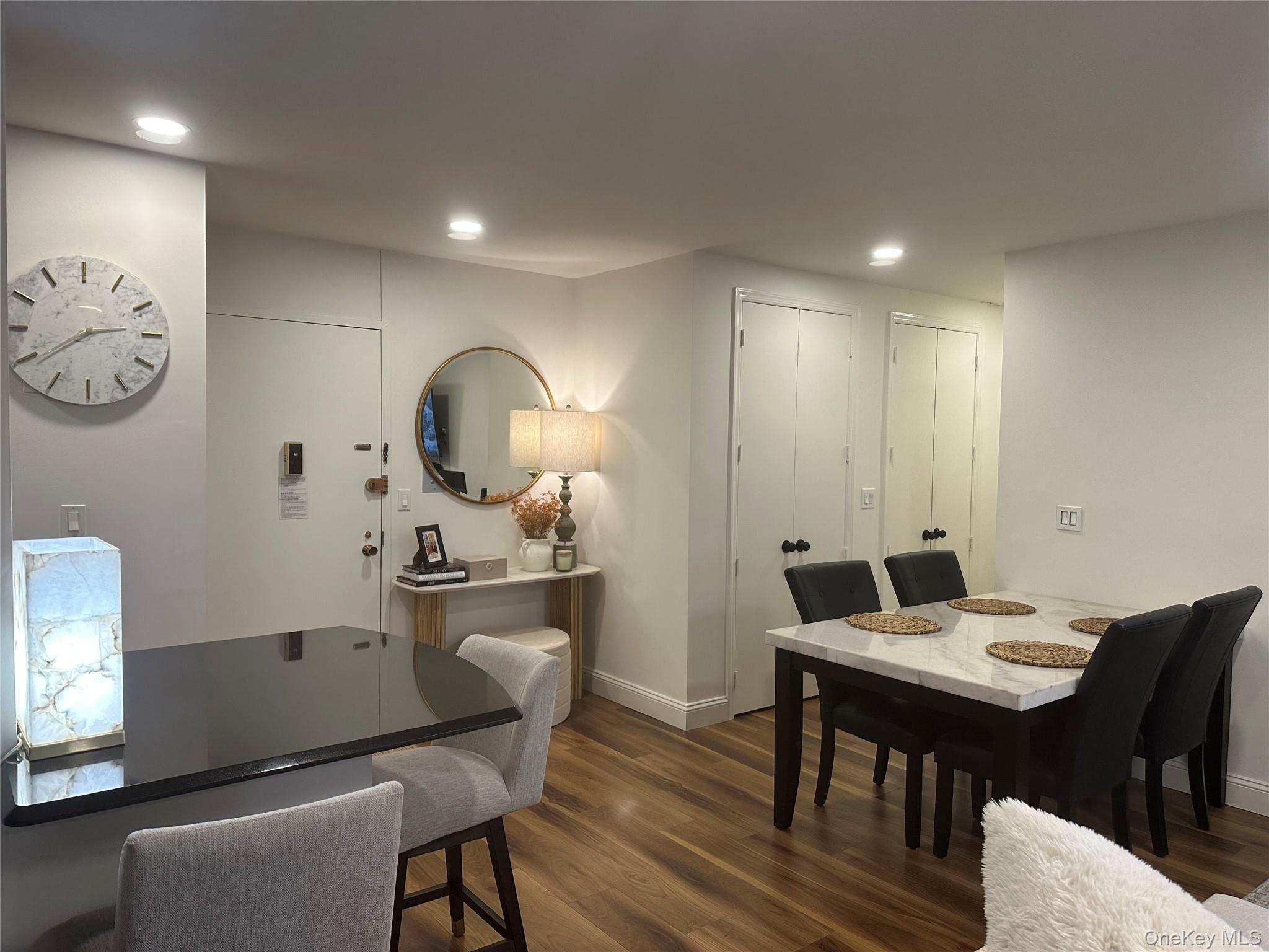 27110 Grand Central Parkway 33T