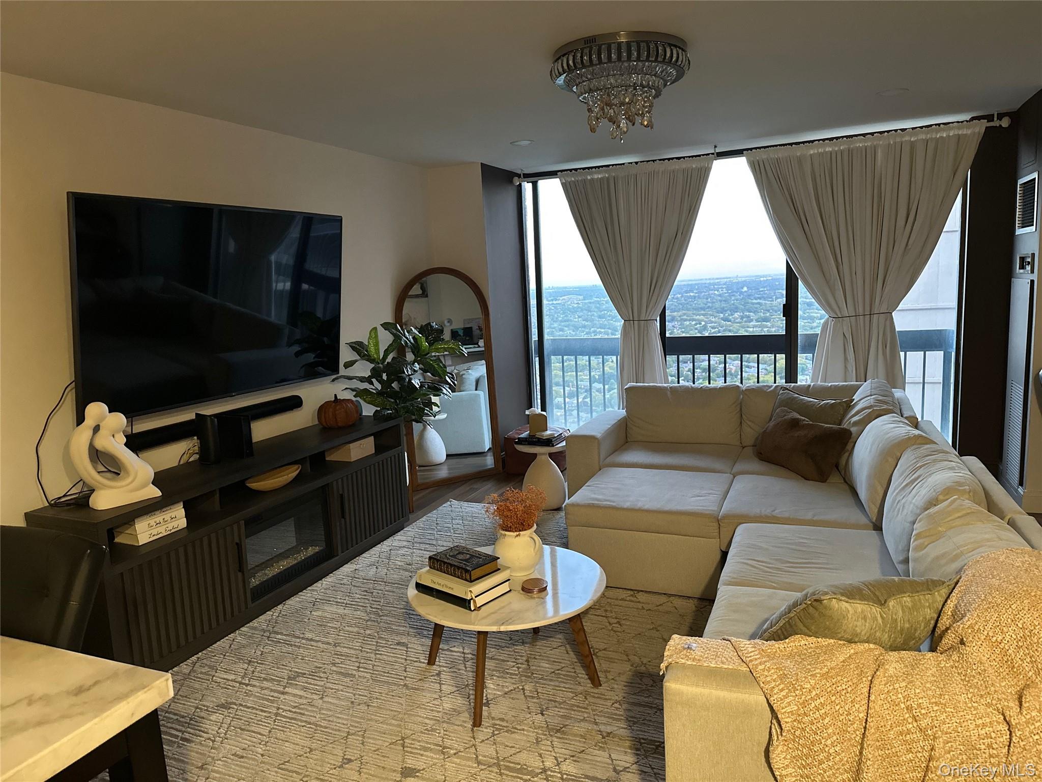 27110 Grand Central Parkway 33T