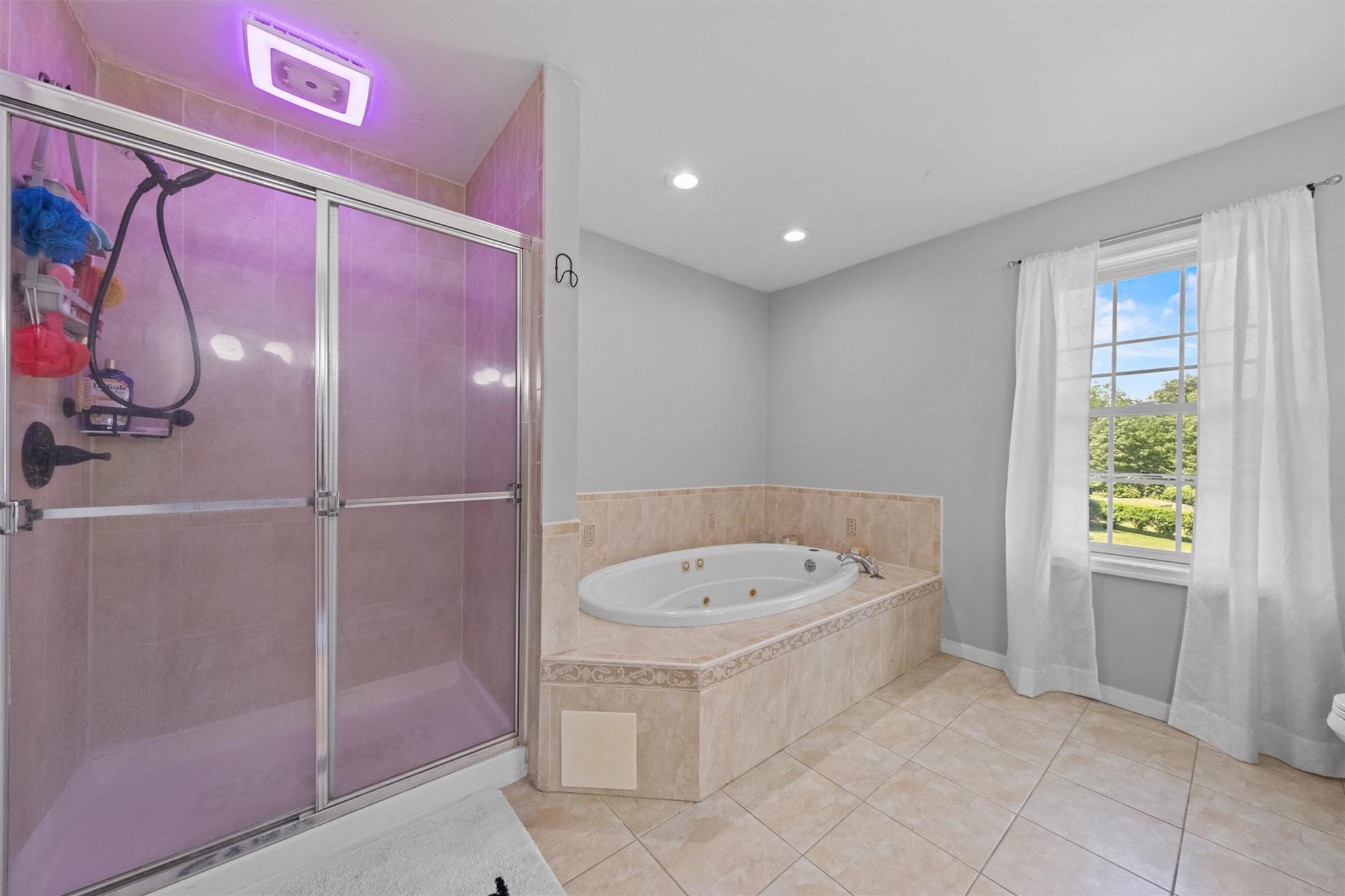 10 Trout Ponds Court, Brookhaven, New York image 34