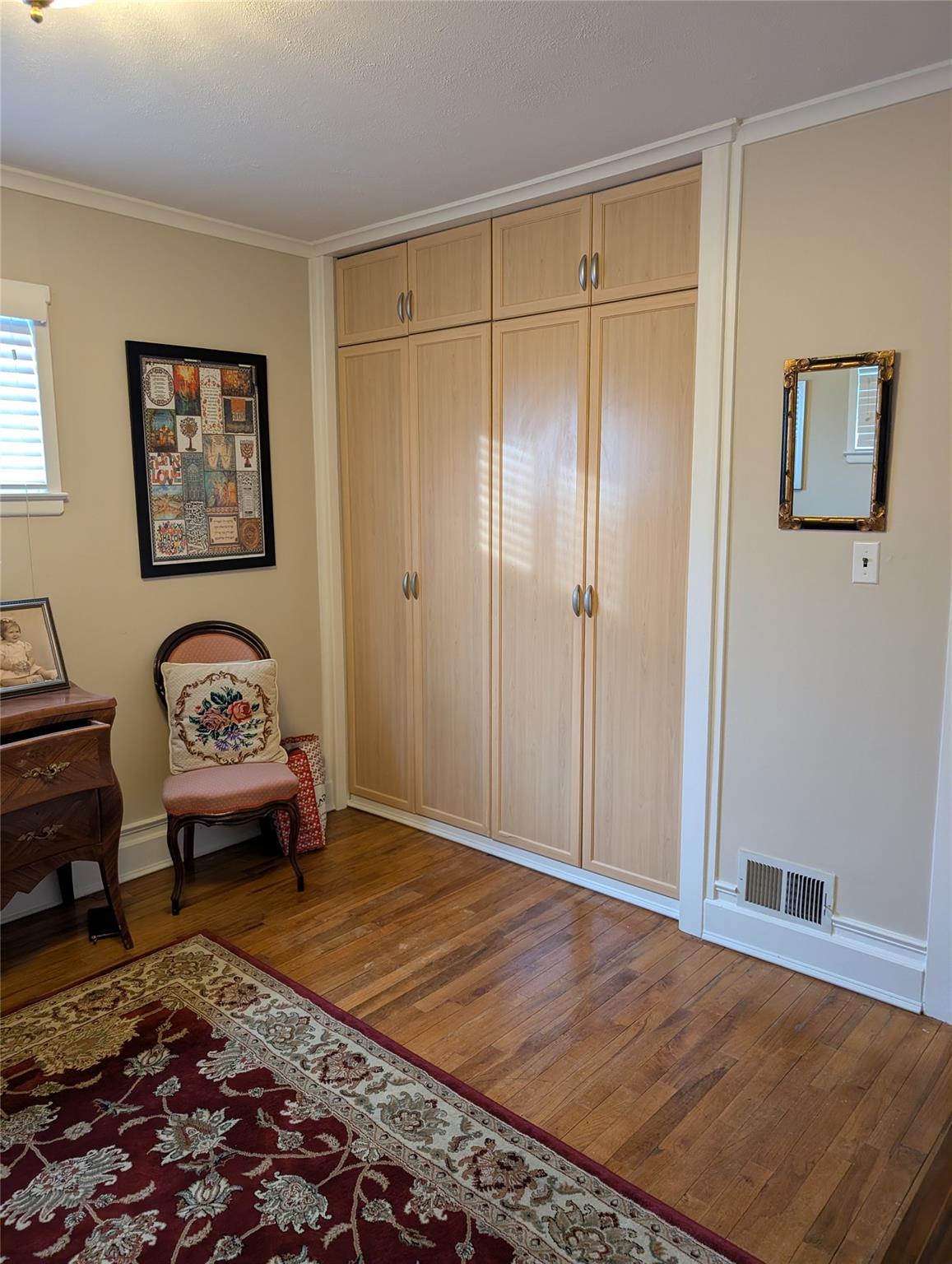 7 N Brian Street, Plainview, New York image 10