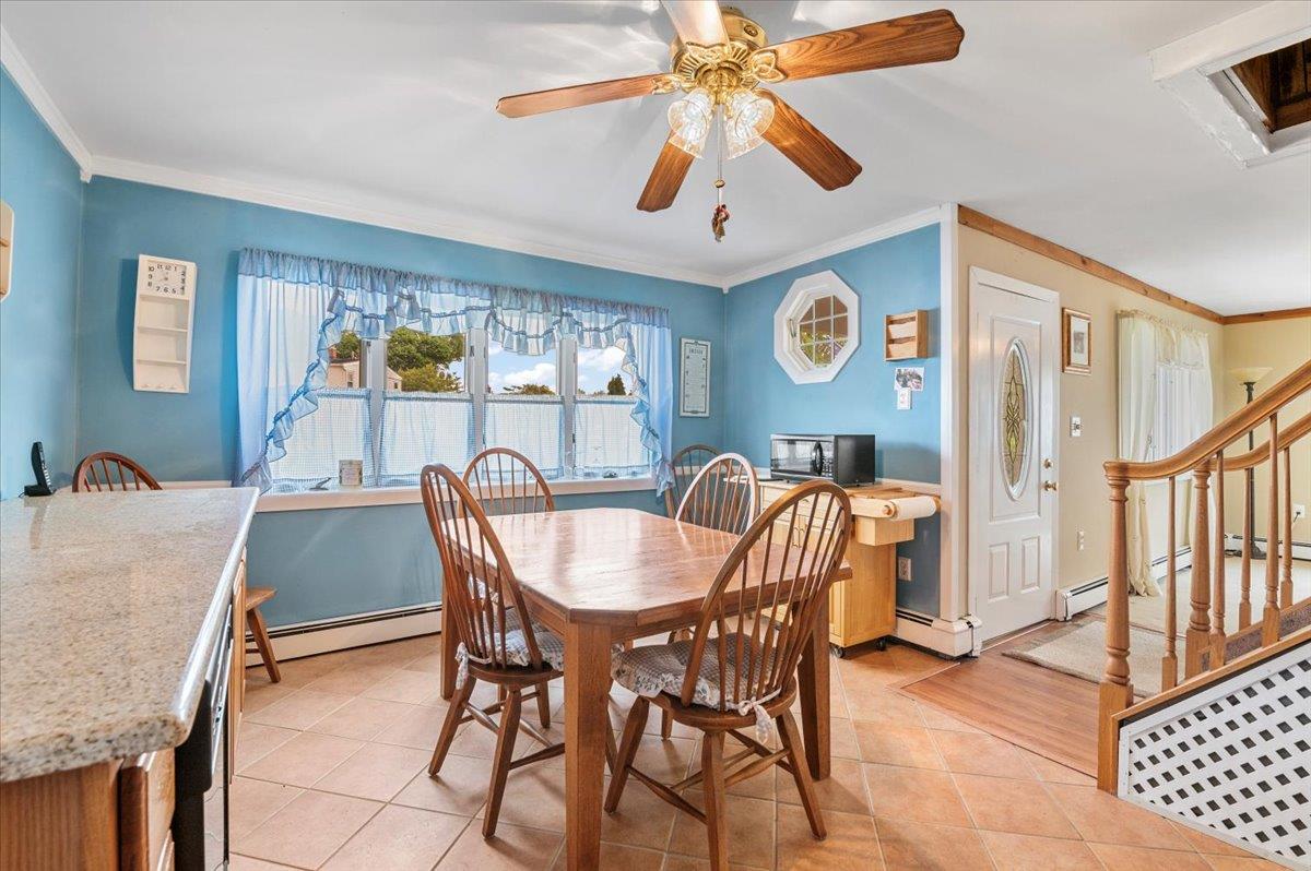 25 Castle Lane, Levittown, New York image 7