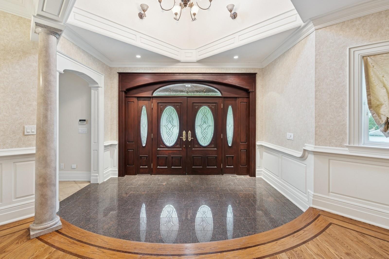 80 Soundview Drive