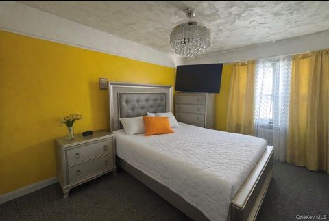 15530 116th Road Jamaica South NY 11434