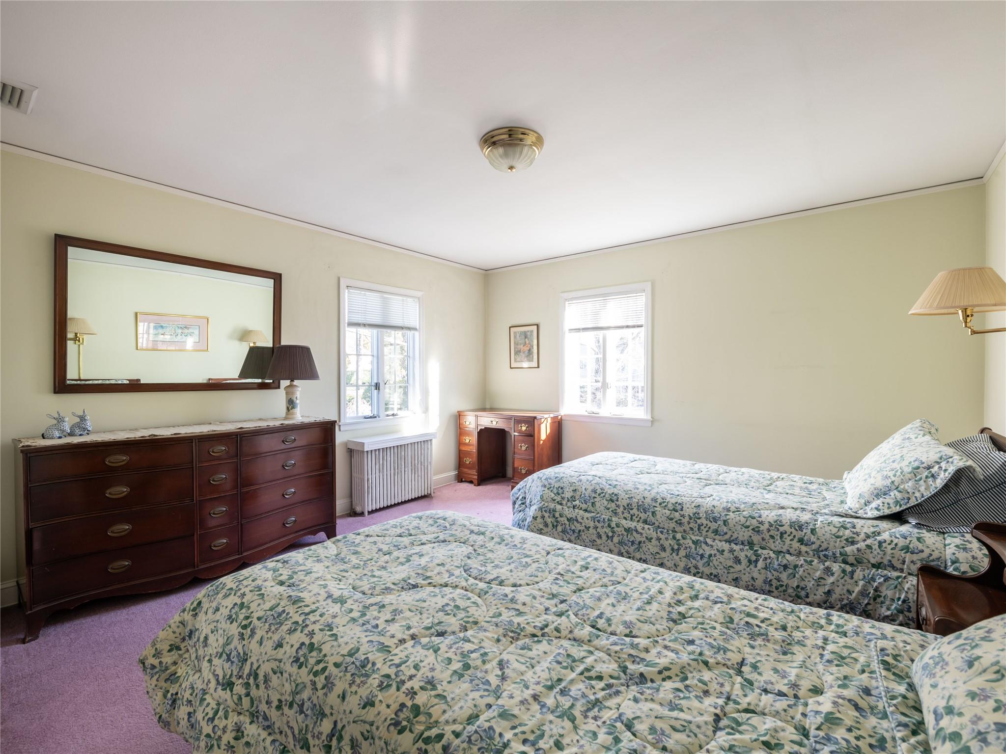 55 Parkwoods Road, Manhasset, New York image 16