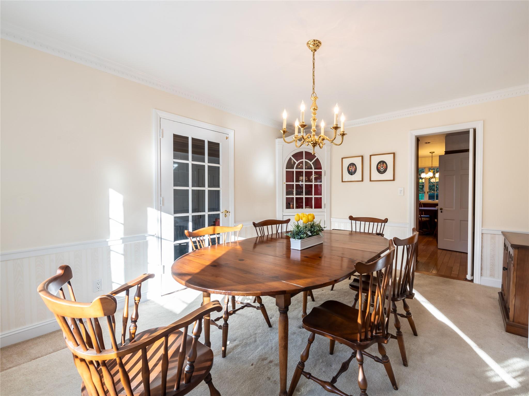 55 Parkwoods Road, Manhasset, New York image 9