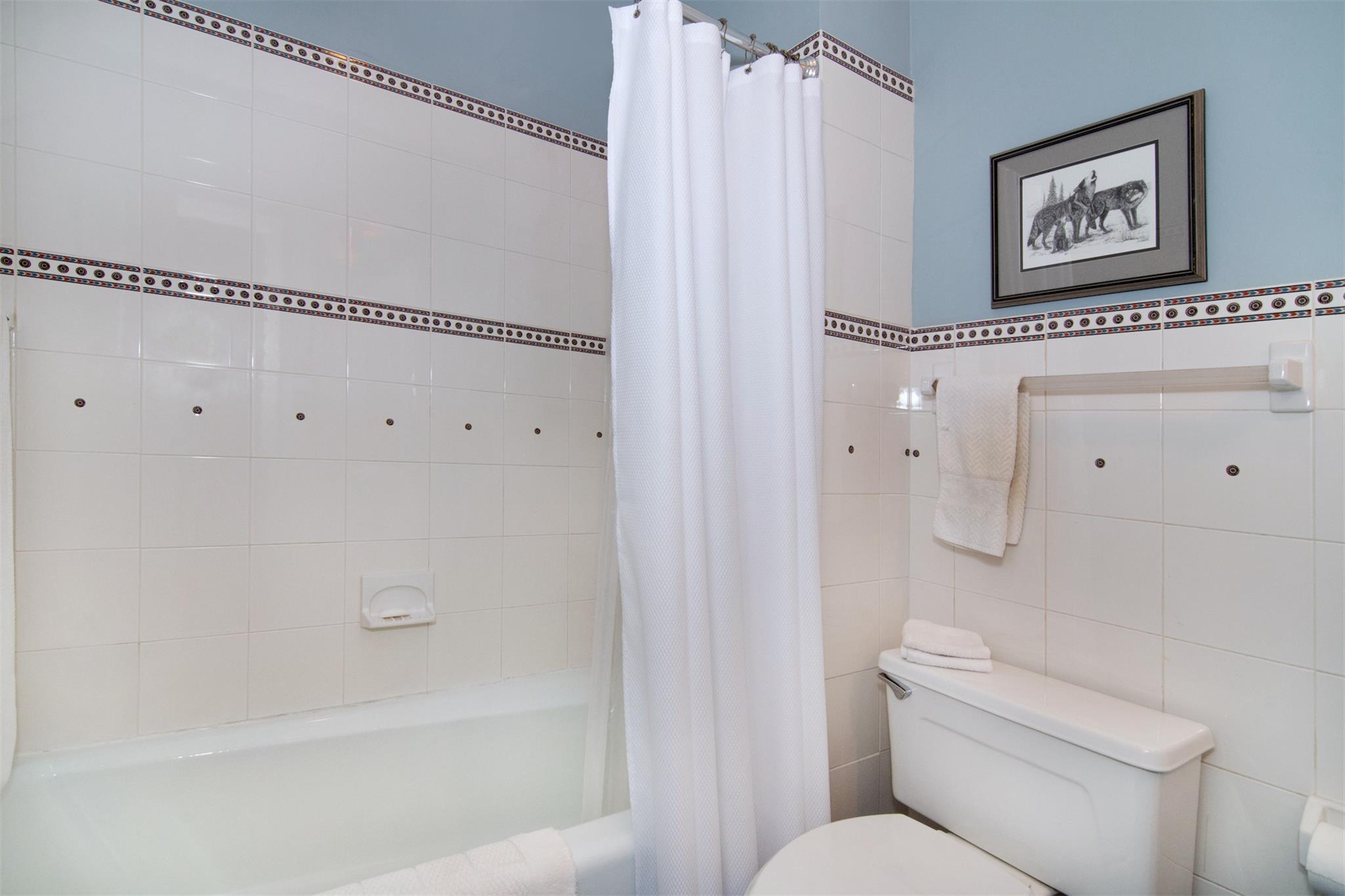 18 E Clinton Avenue, Irvington, New York image 23
