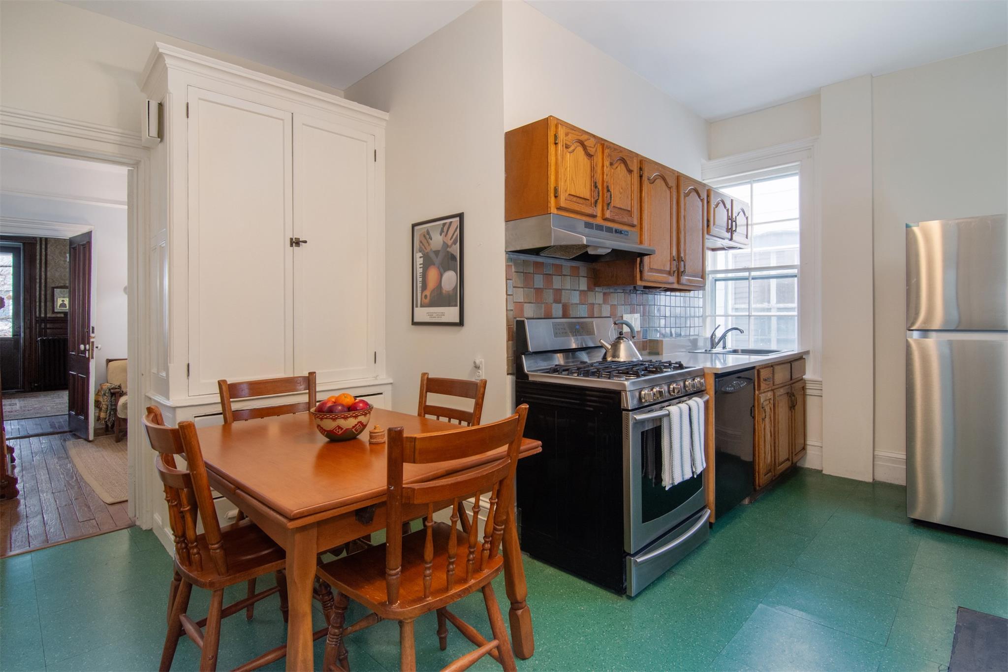 18 E Clinton Avenue, Irvington, New York image 12