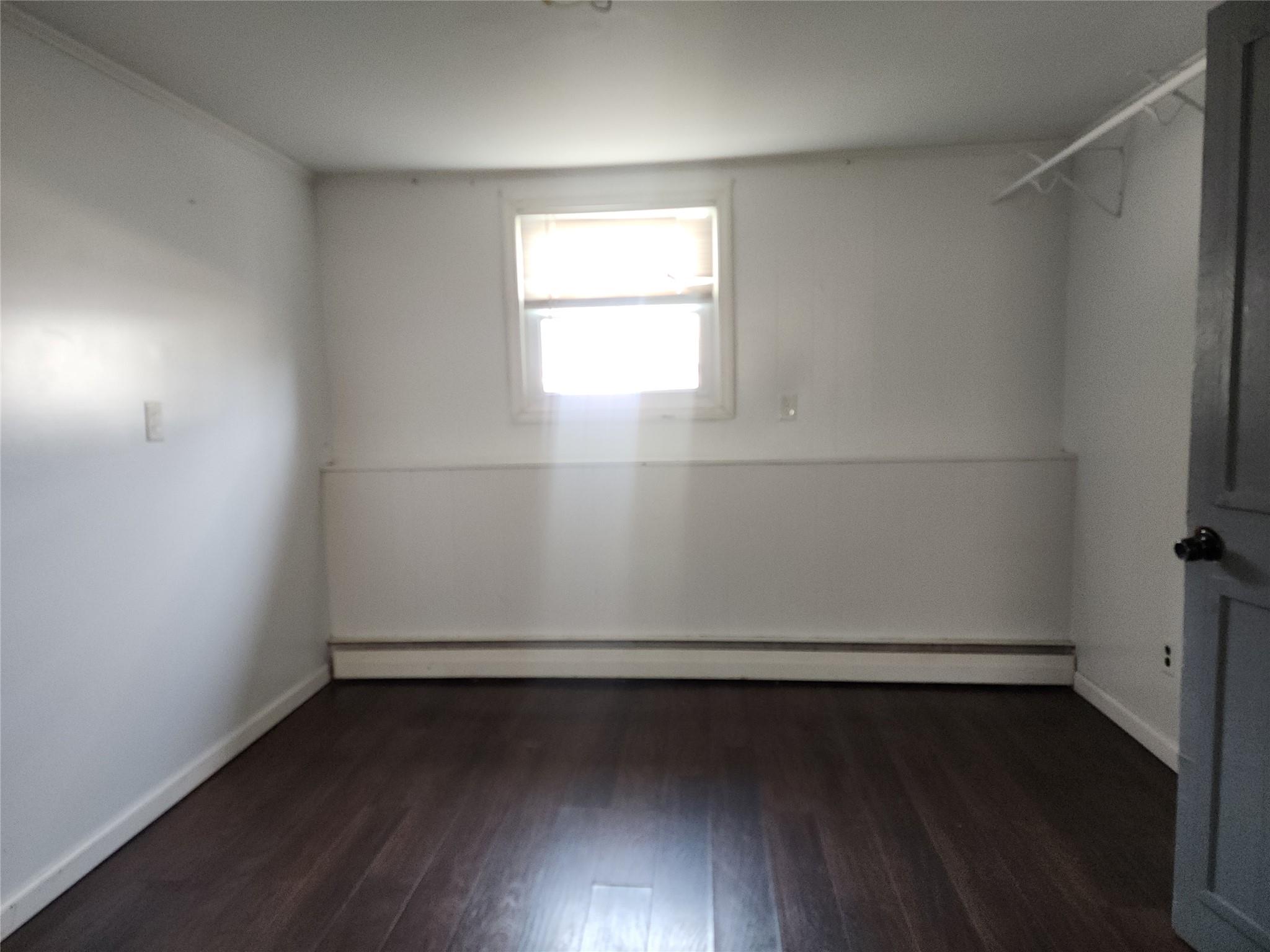 34 Essex Street, West Babylon, New York image 12