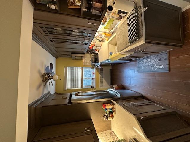 54 Nathan Hale Drive #48 B, Huntington, New York image 5