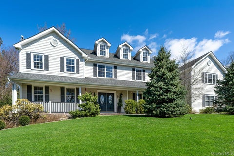 Homes For Sale - 6 Cliff Place<br/> Armonk, NY 10504