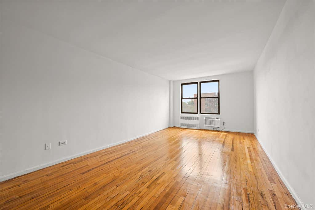 Photo of 599 E 7th Street ST #5R, Brooklyn, NY 11218 (MLS # 1015270)