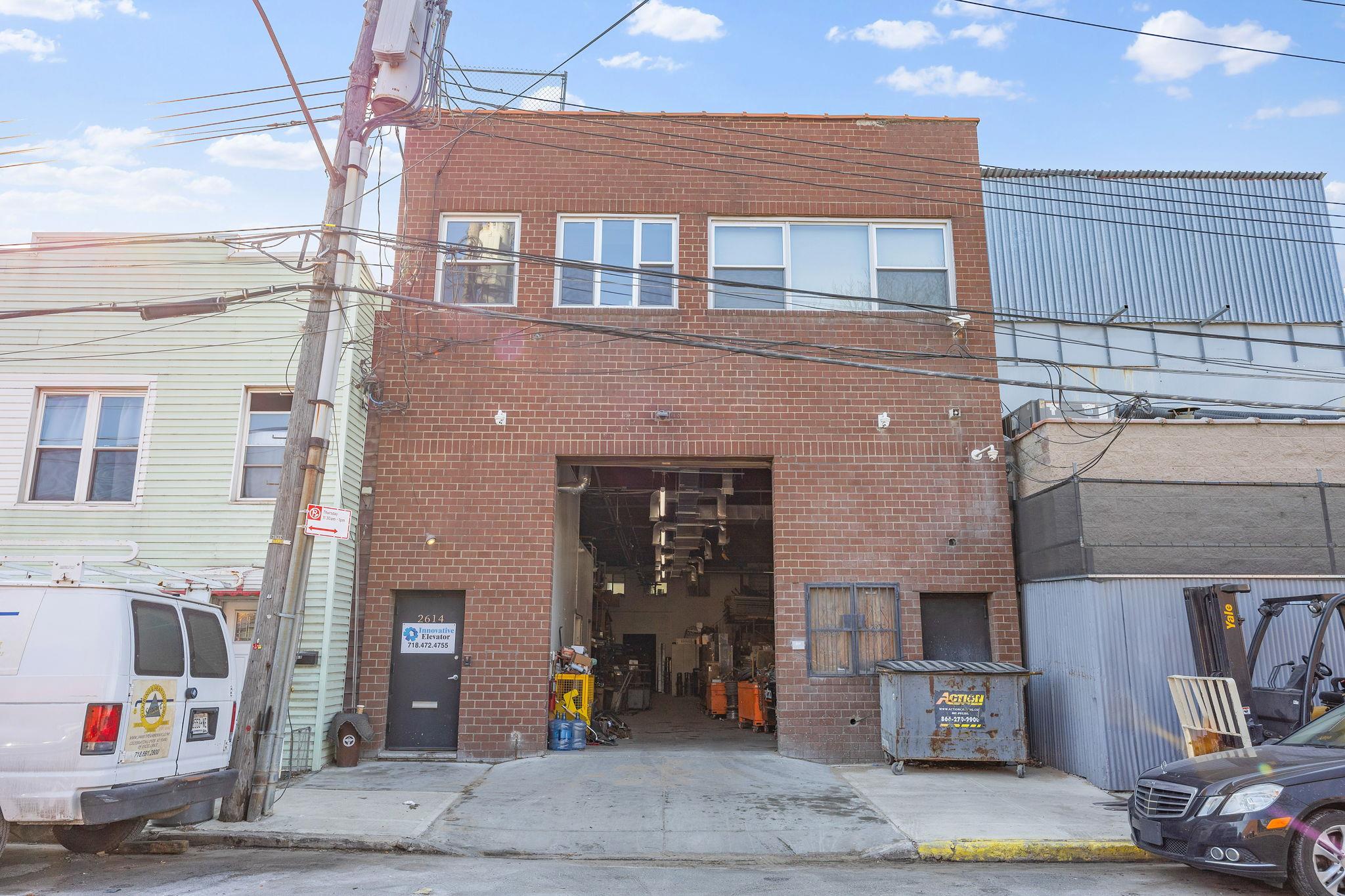 2614 W 13th Street