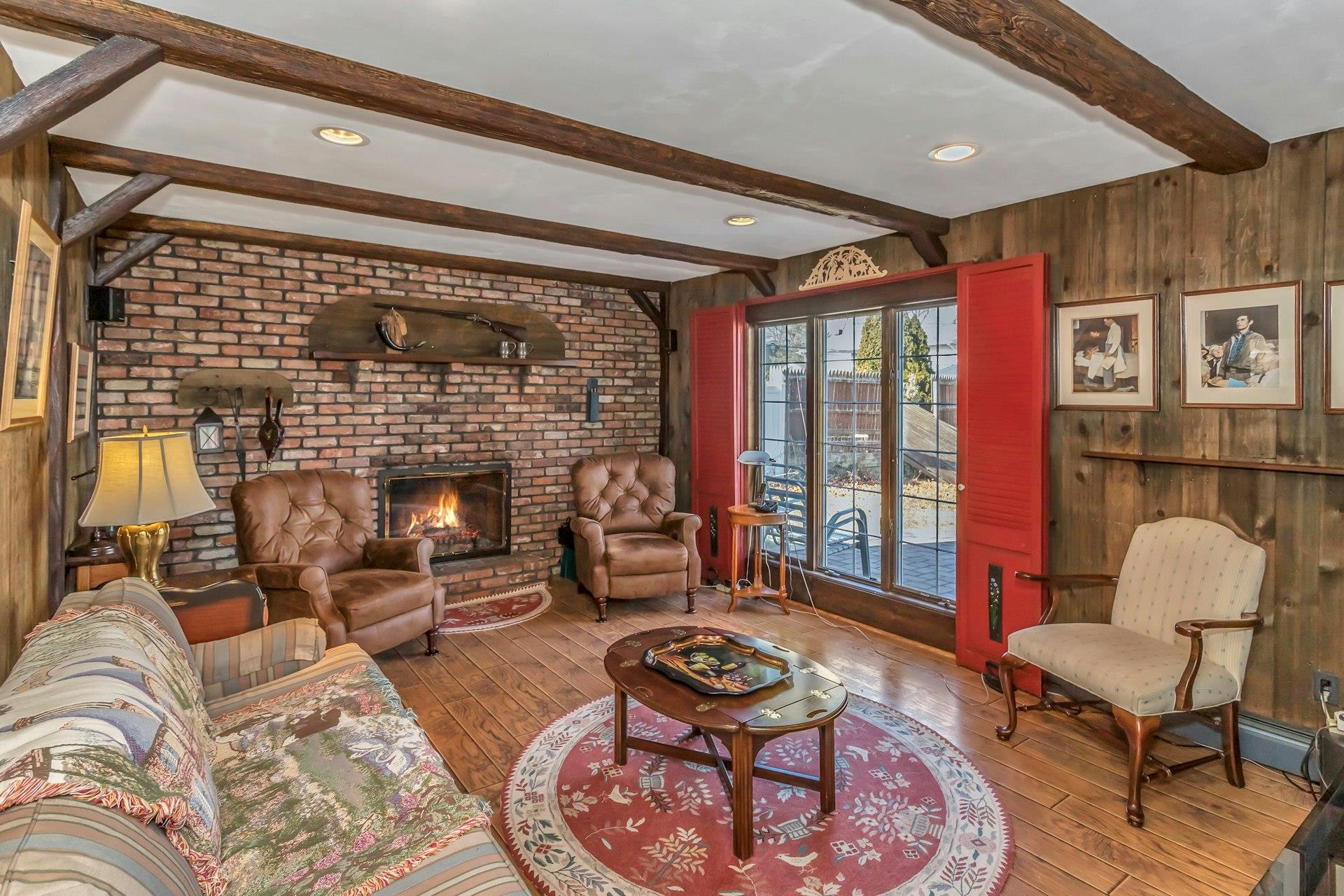 27 Sioux Drive, Commack, New York image 12