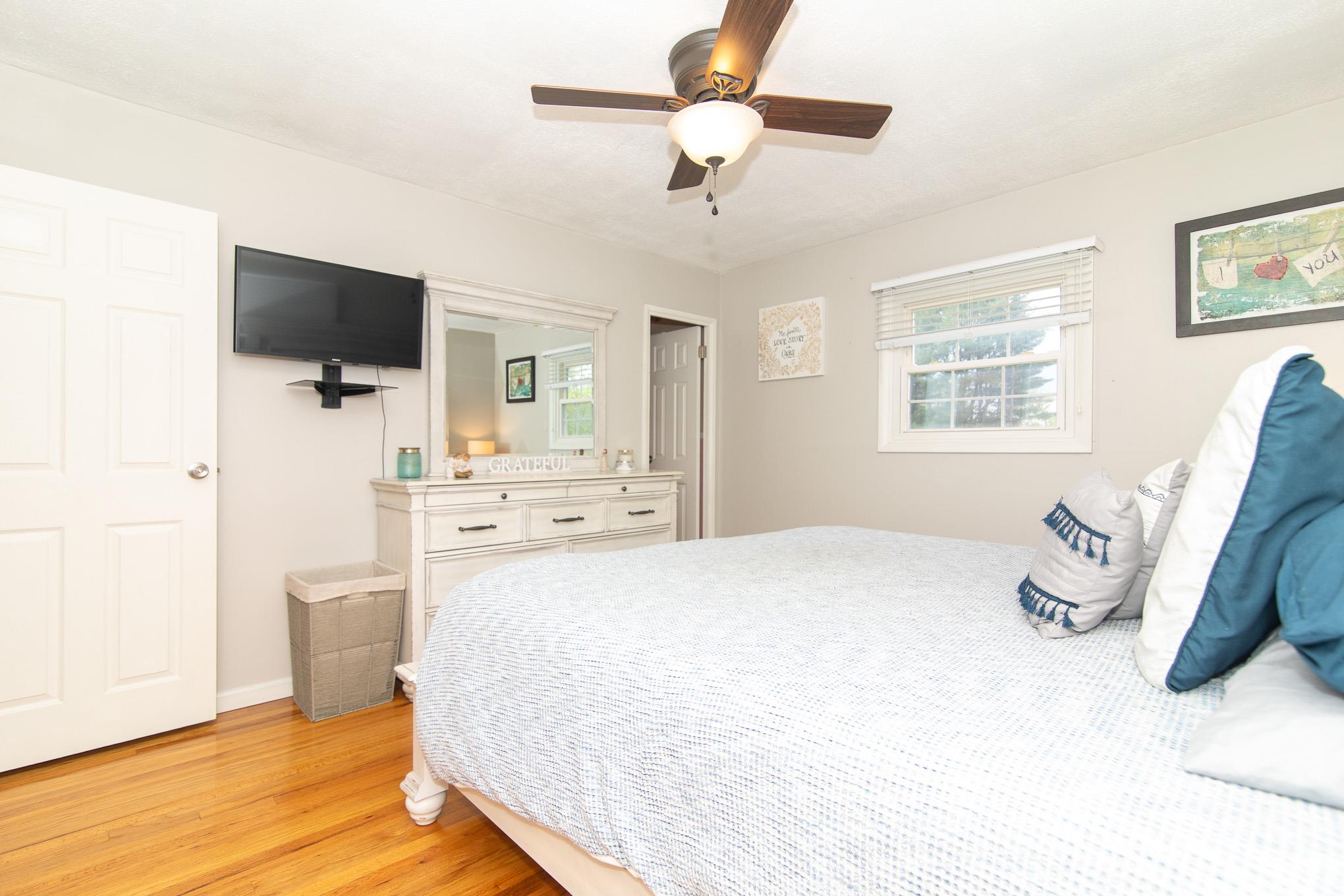 8 Crestwood Court, Newburgh, New York image 34