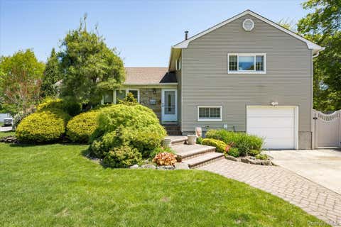 Condo For Sale - 761 Cynthia Drive<br/> East Meadow, NY 11554