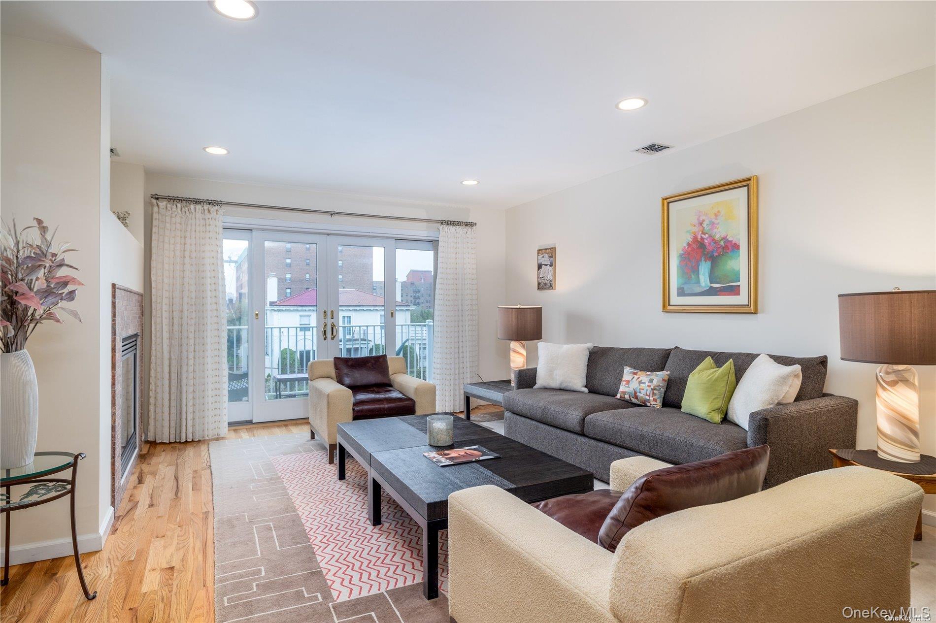 159 Monroe Boulevard Upper