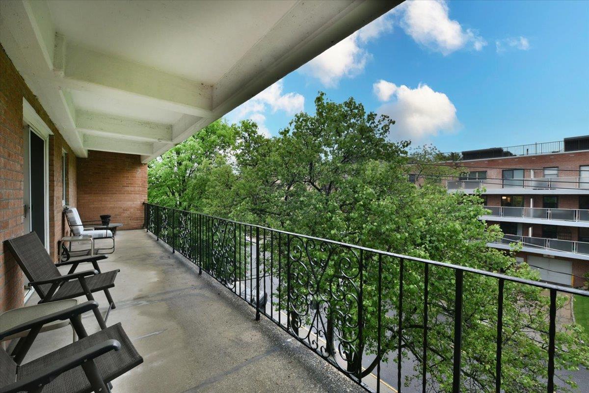 30 Barstow Road #3-A, Great Neck, New York image 4