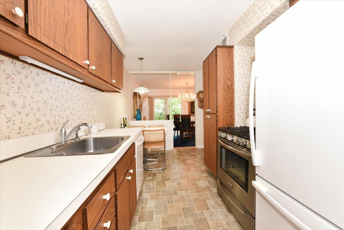 30 Barstow Road #3-A, Great Neck, New York image 14