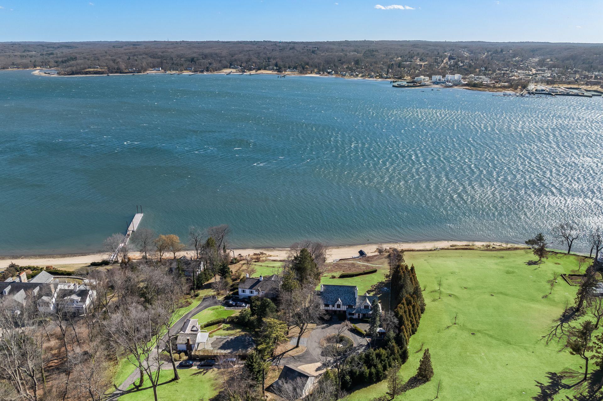 513 Centre Island Road, Centre Island, New York image 36