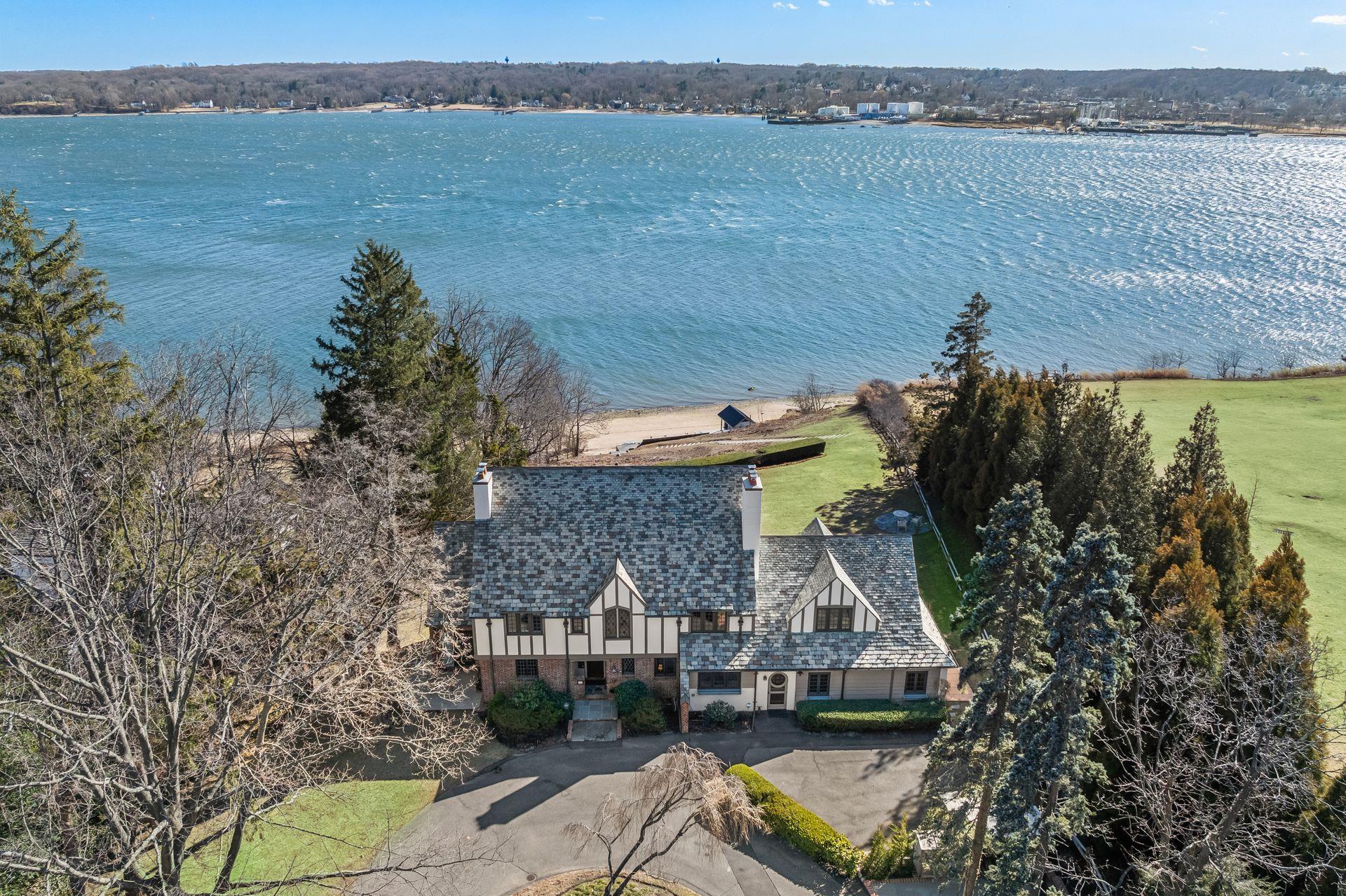 513 Centre Island Road, Centre Island, New York image 3