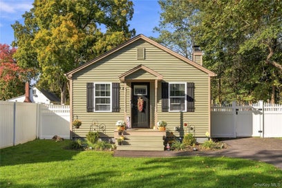 19 Lacrosse Road Mastic Beach NY 11951