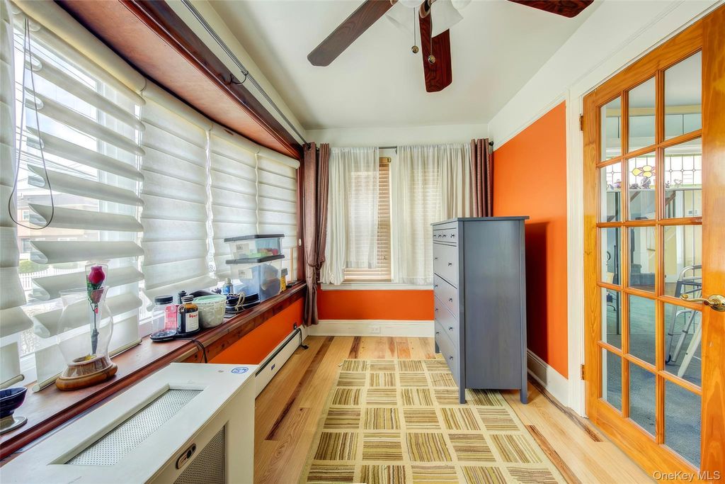 Photo of 178-41 Crandall Avenue, Springfield Gardens, NY 11434 (MLS # 937132)