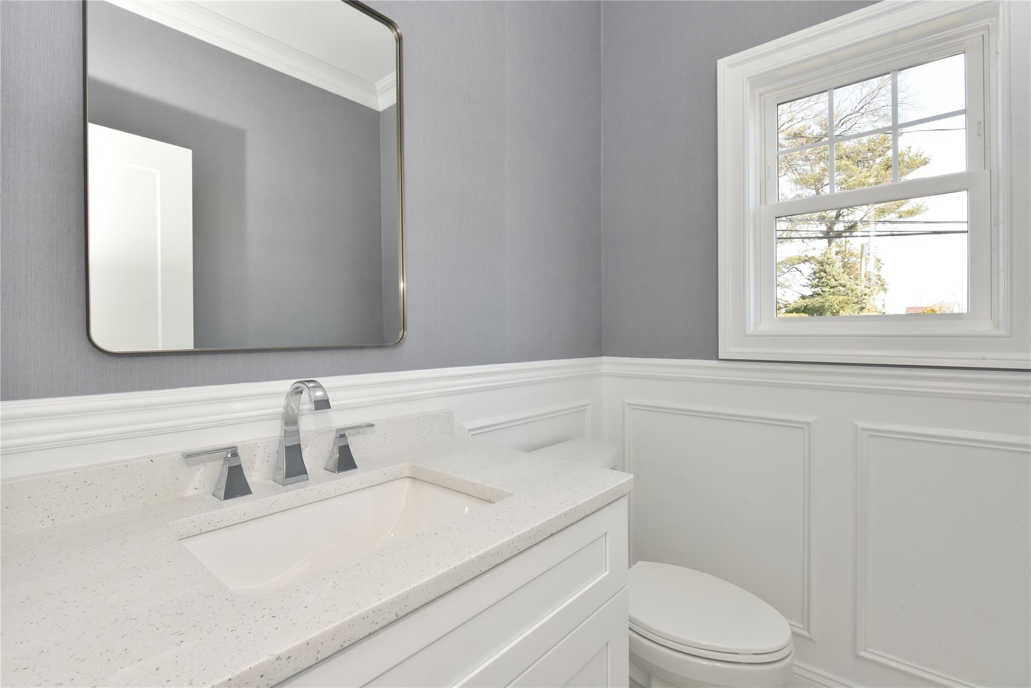 749 Evelyn Avenue, Bellmore, New York image 17