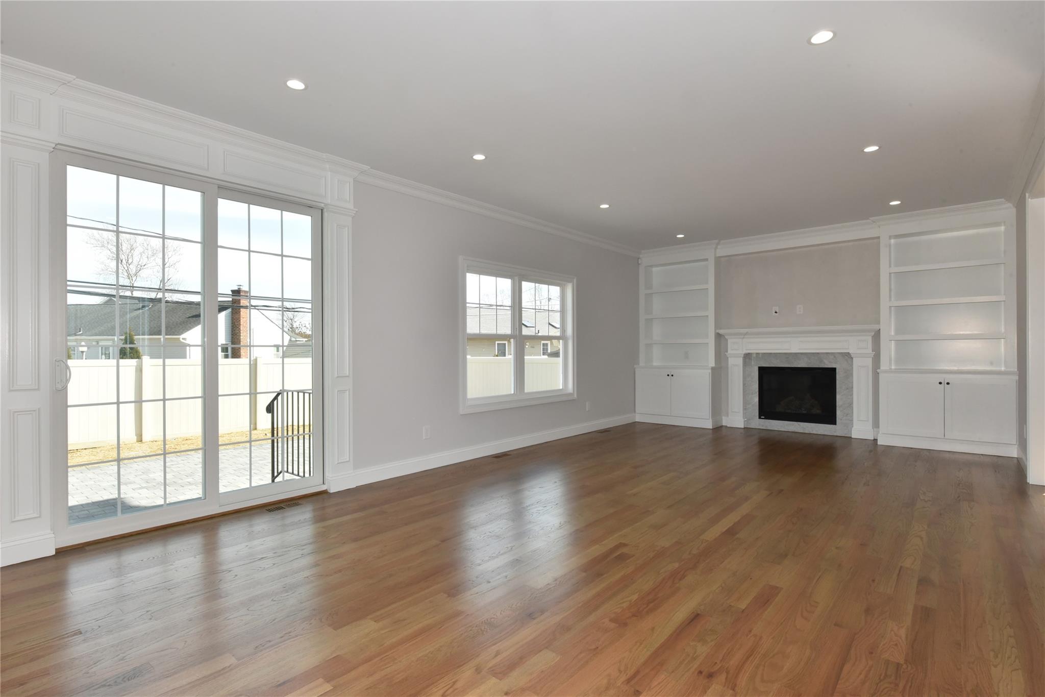 749 Evelyn Avenue, Bellmore, New York image 12