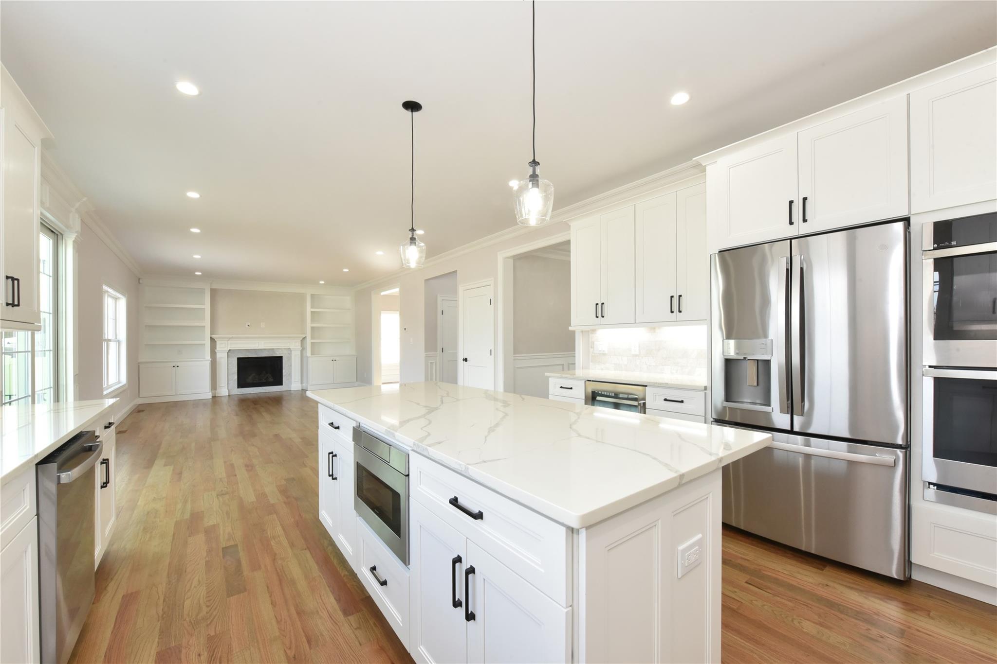 749 Evelyn Avenue, Bellmore, New York image 13
