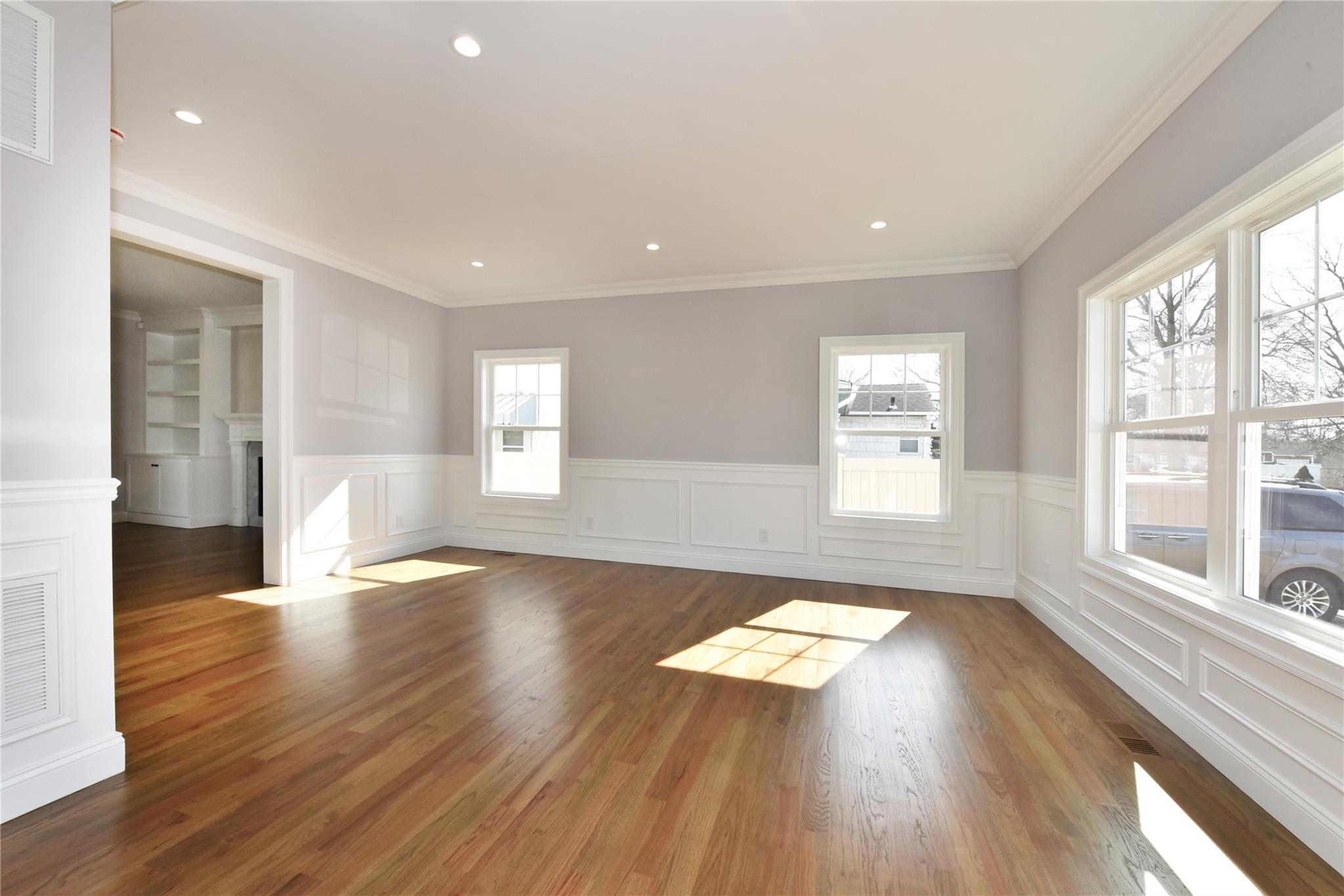 749 Evelyn Avenue, Bellmore, New York image 6