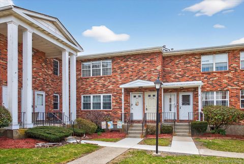 Condo For Sale - 276 Temple Hill Road #1515<br/> New Windsor, NY 12553