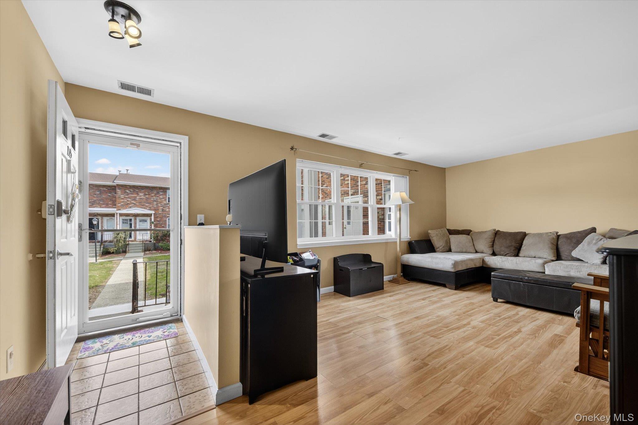 276 Temple Hill Road 1515