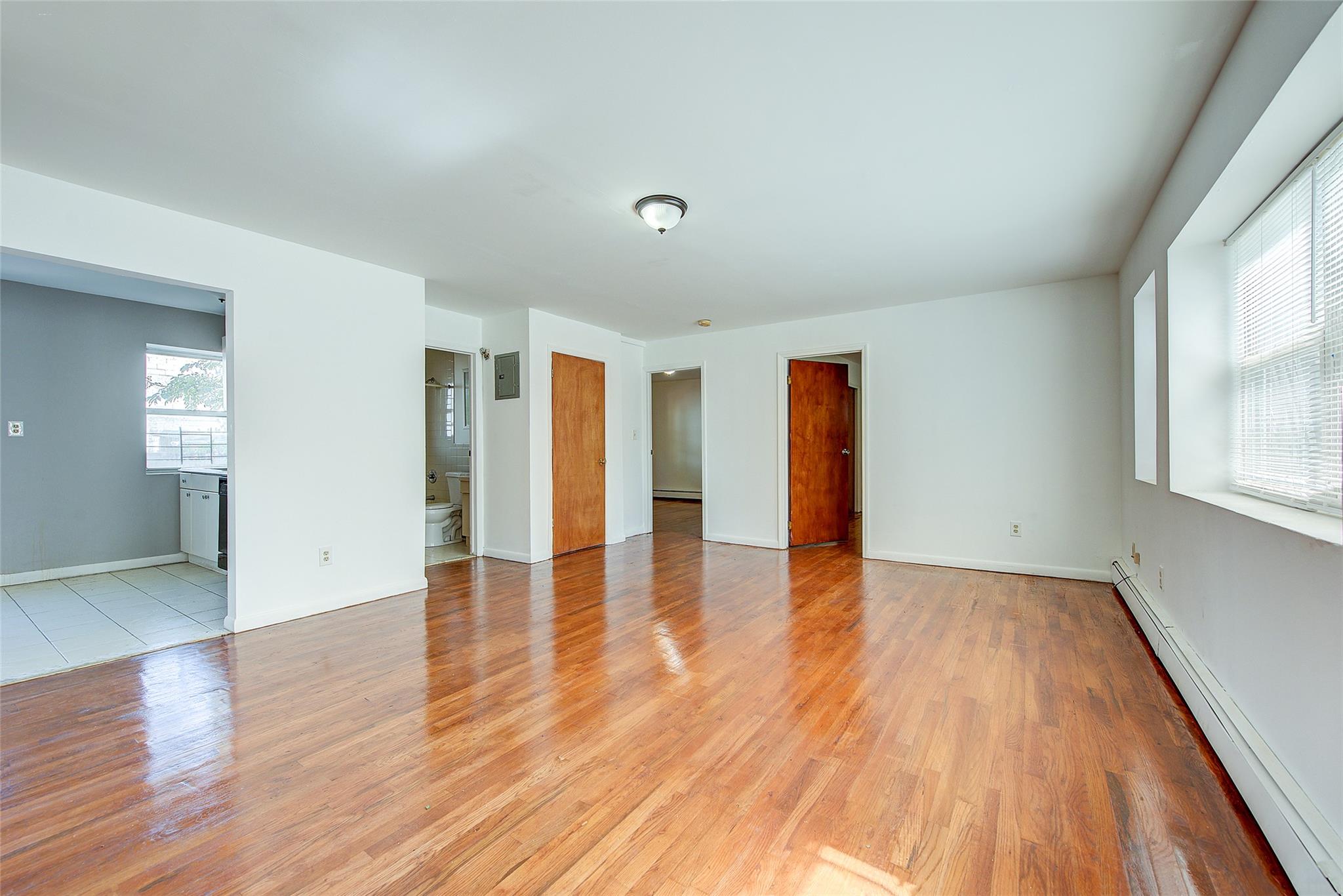 39-32 54th Street
