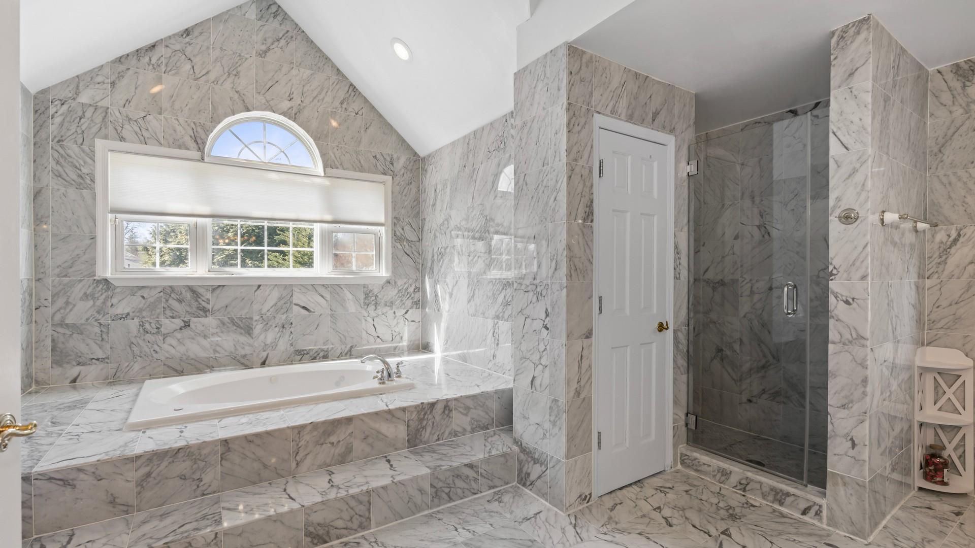 30 N Pine Drive, Roslyn, New York image 24