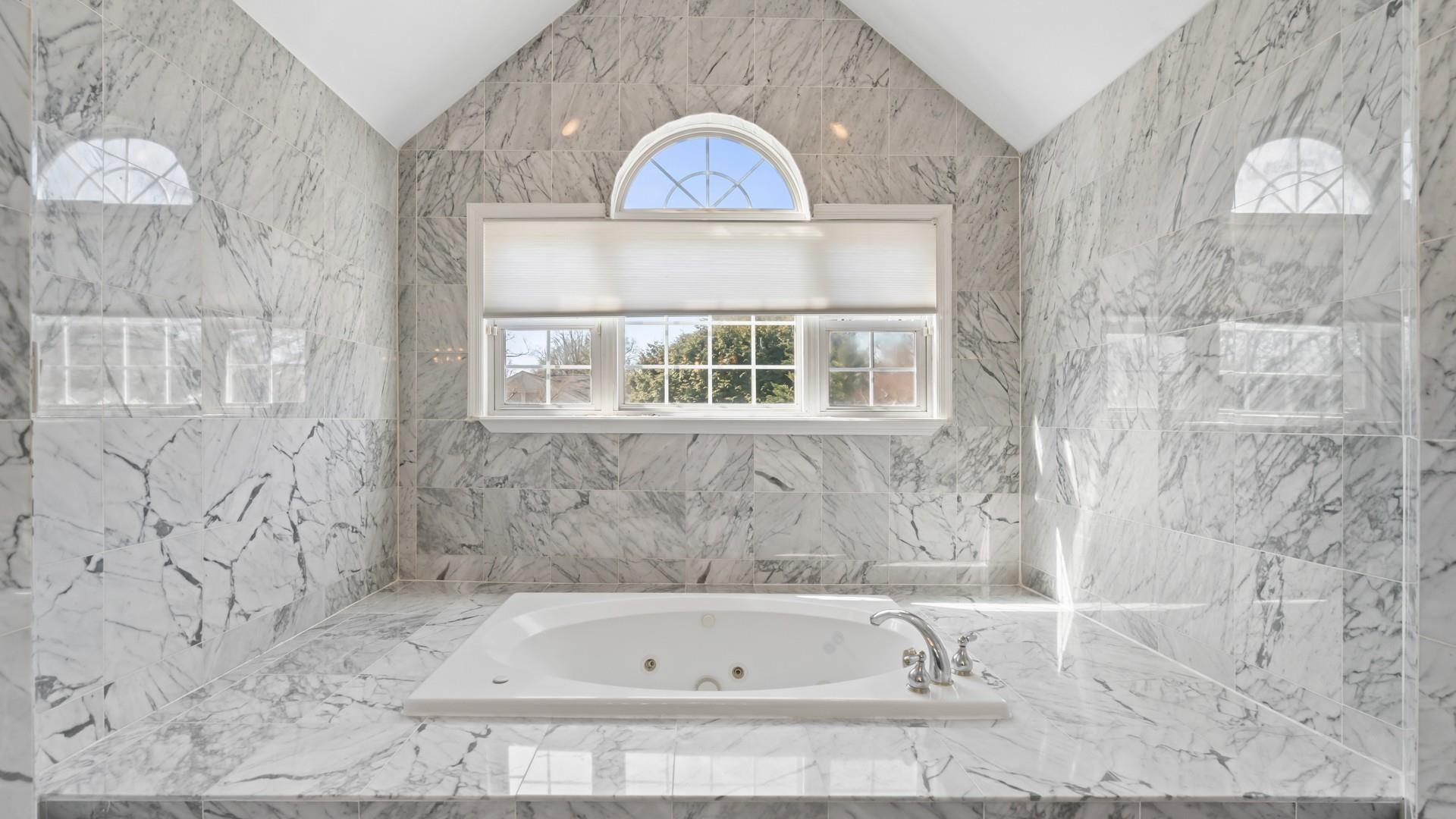 30 N Pine Drive, Roslyn, New York image 25